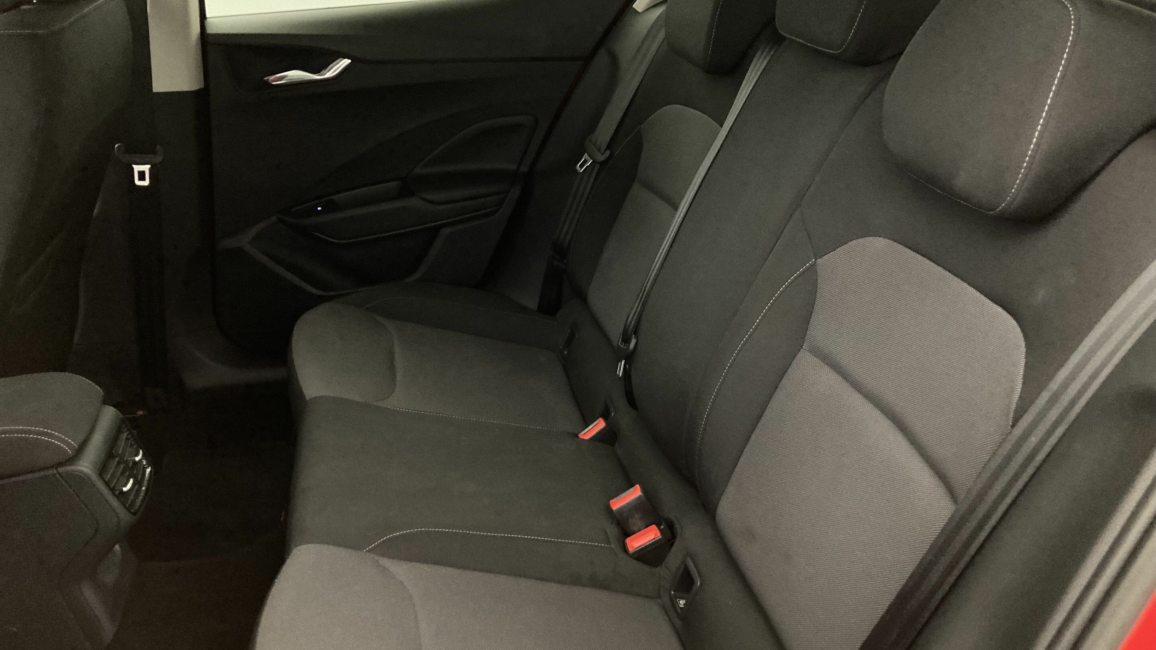 skoda fabia selection 1.0 MPI 80 2024 rojo velvet 20