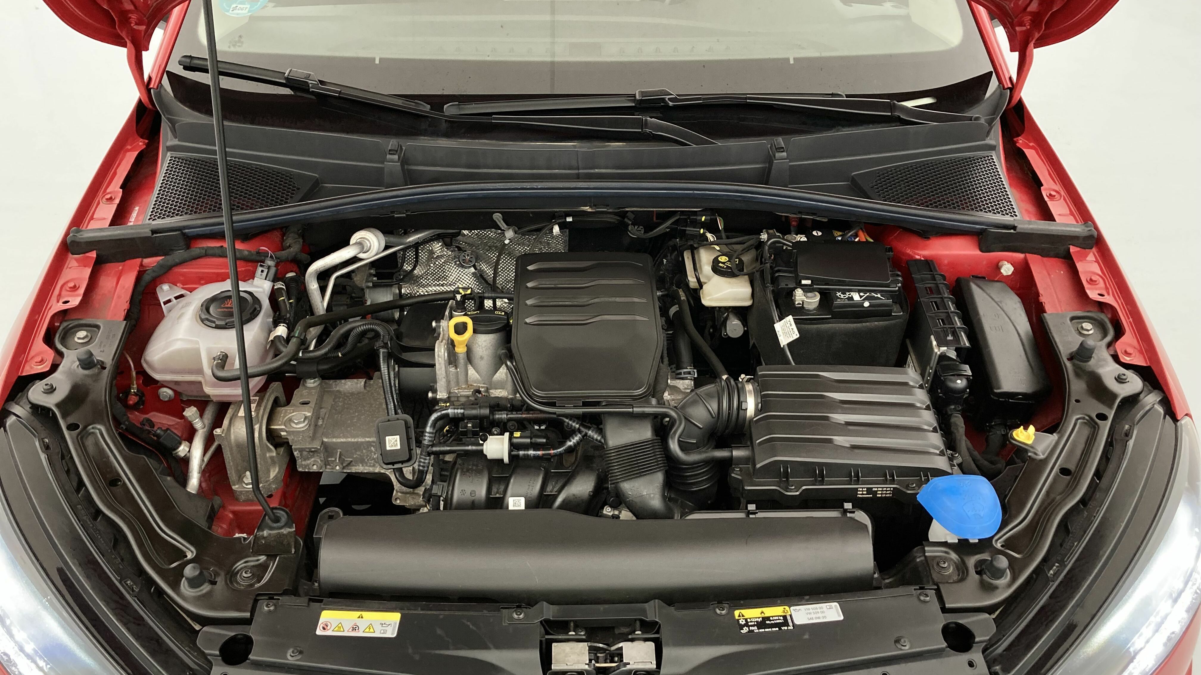 skoda fabia selection 1.0 MPI 80 2024 rojo velvet 24