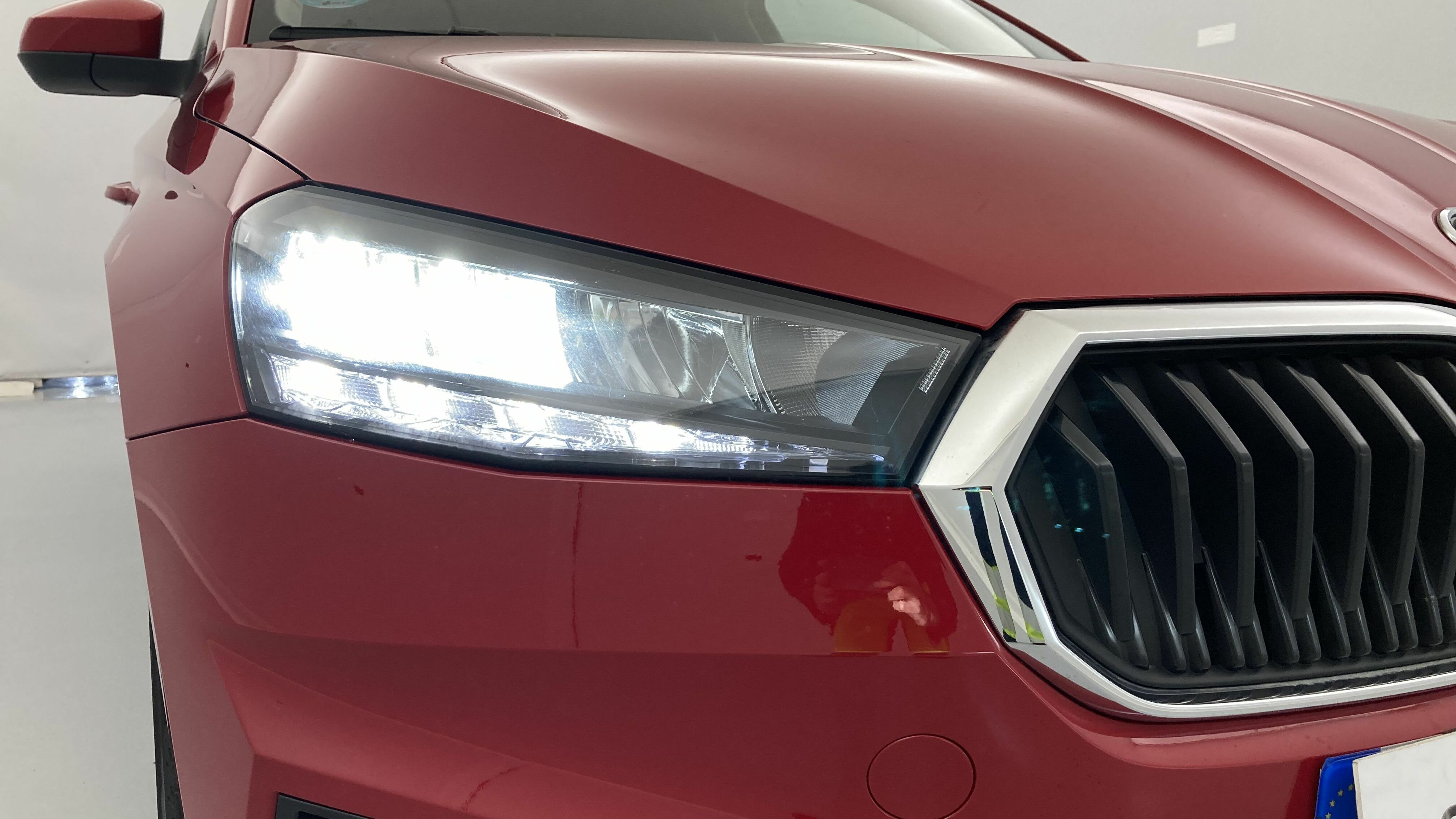 skoda fabia selection 1.0 MPI 80 2024 rojo velvet 28