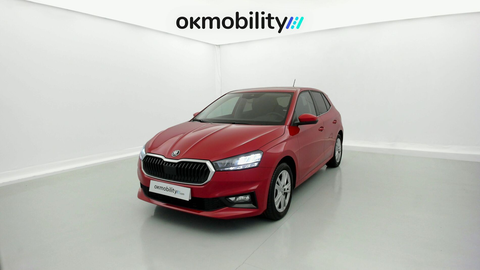 skoda fabia selection 1.0 MPI 80 2024 rojo velvet 1