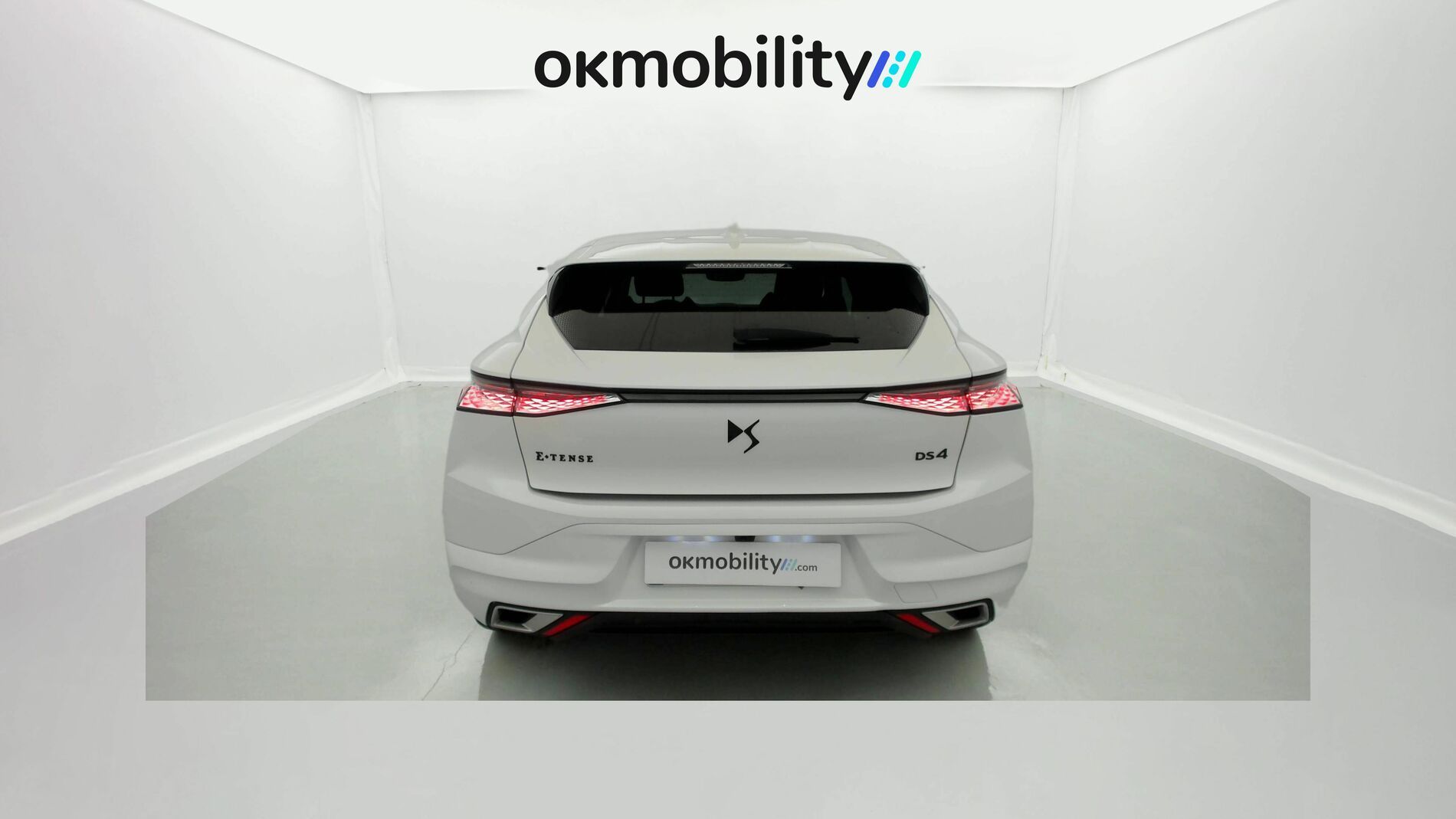 ds ds4 performance line + E-TENSE 225 CA 2023 blanco nacarado 11