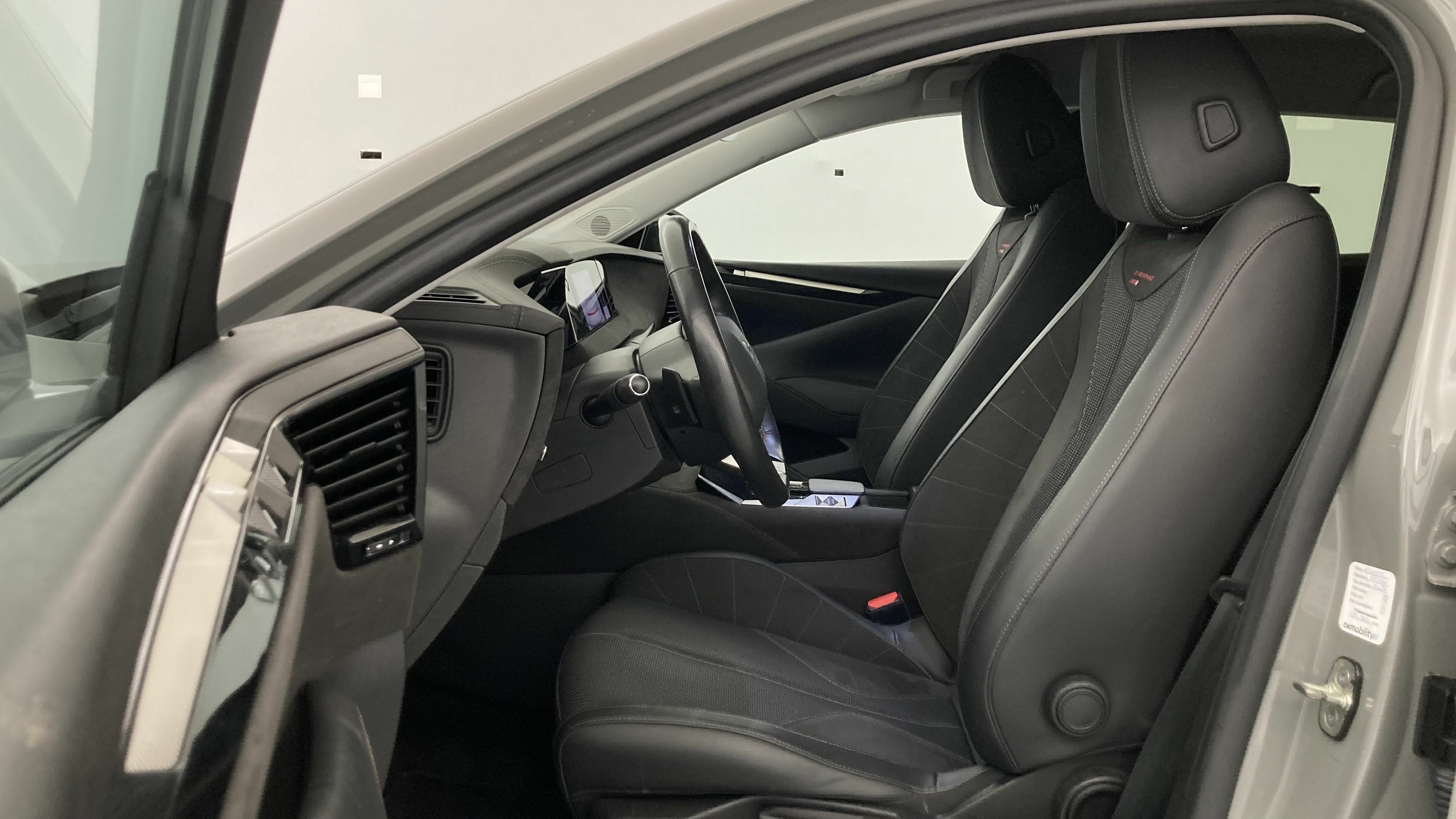 ds ds4 performance line + E-TENSE 225 CA 2023 lacquered grey 14