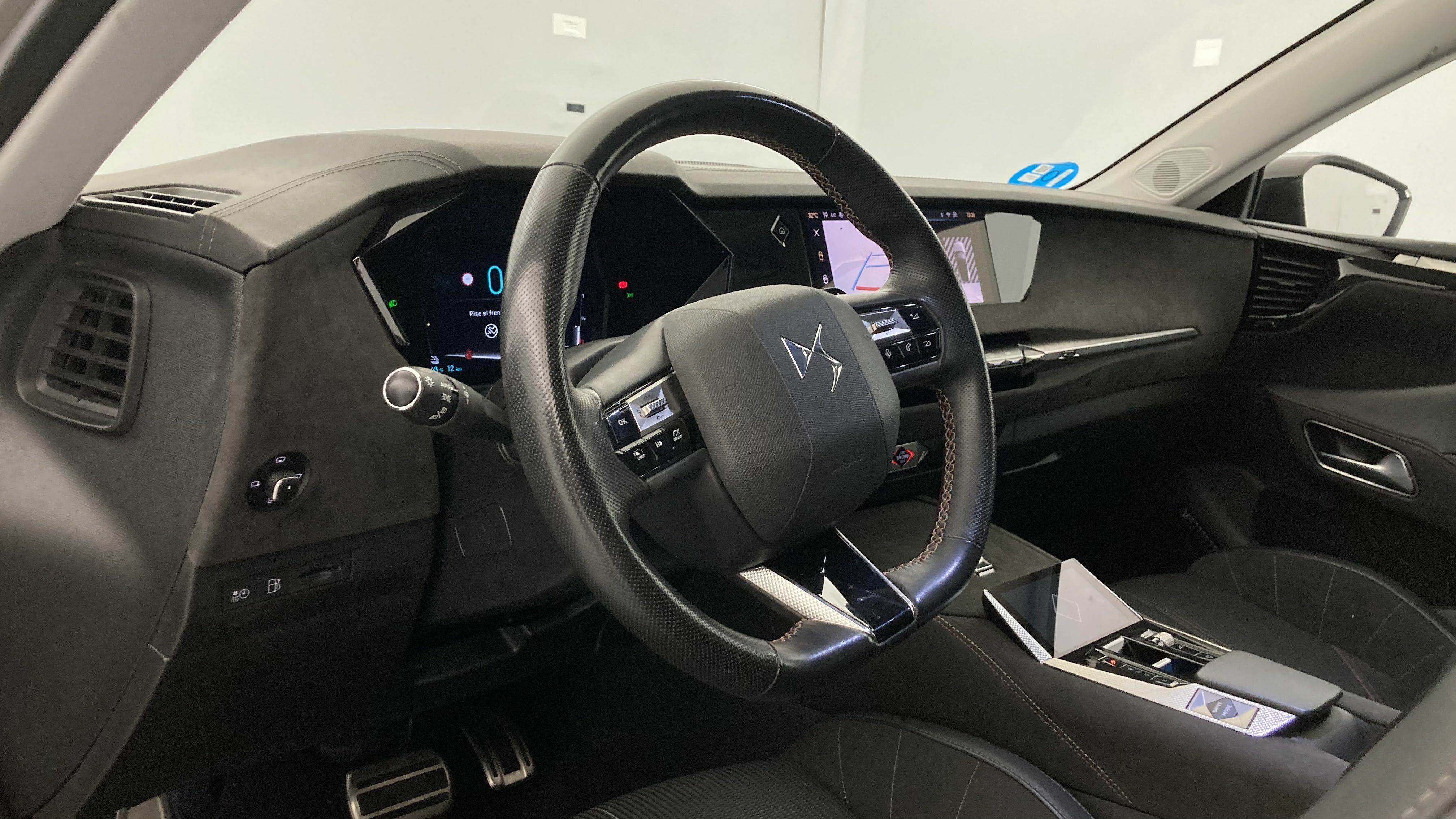 ds ds4 performance line + E-TENSE 225 CA 2023 lacquered grey 15