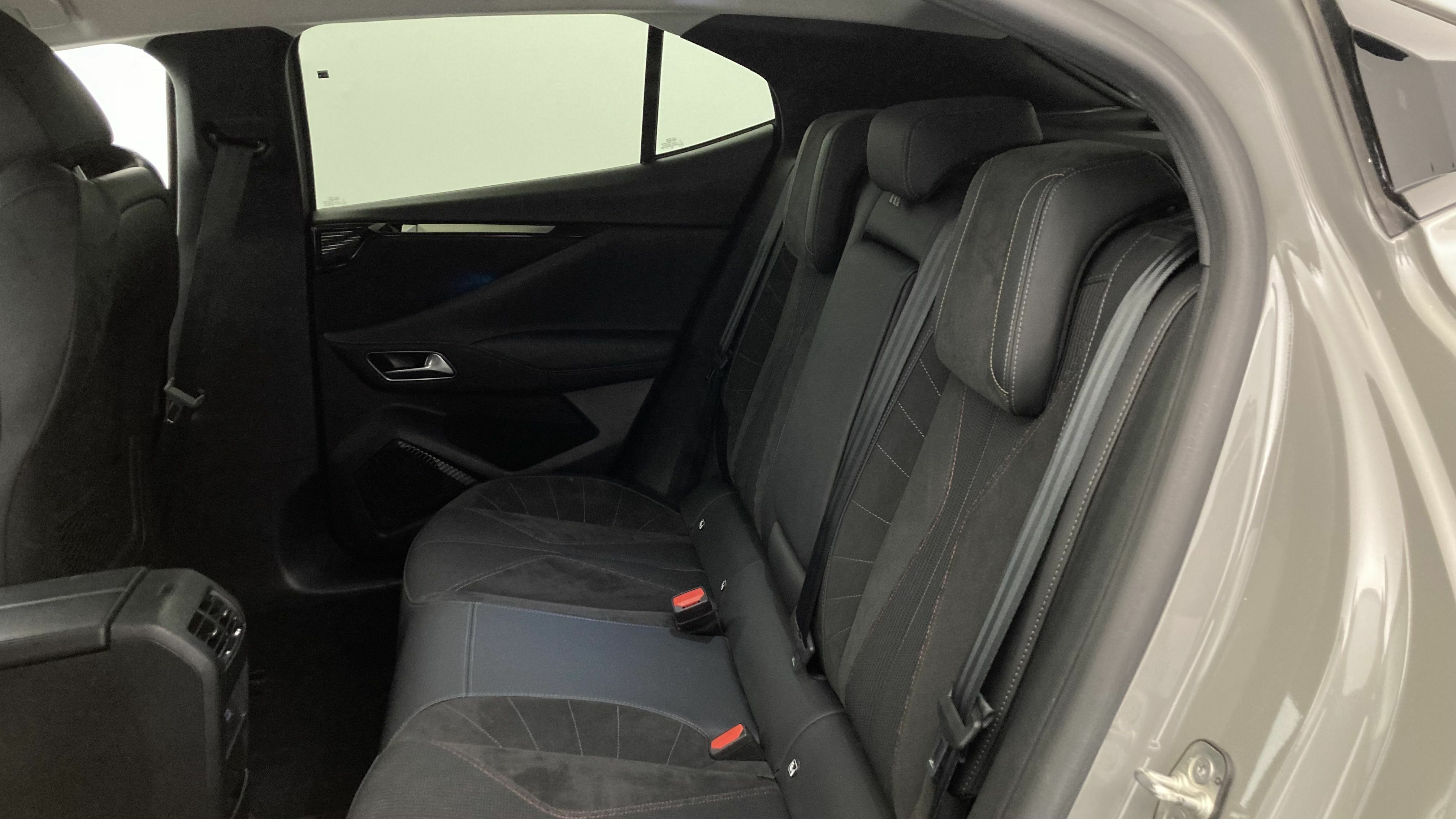 ds ds4 performance line + E-TENSE 225 CA 2023 lacquered grey 21