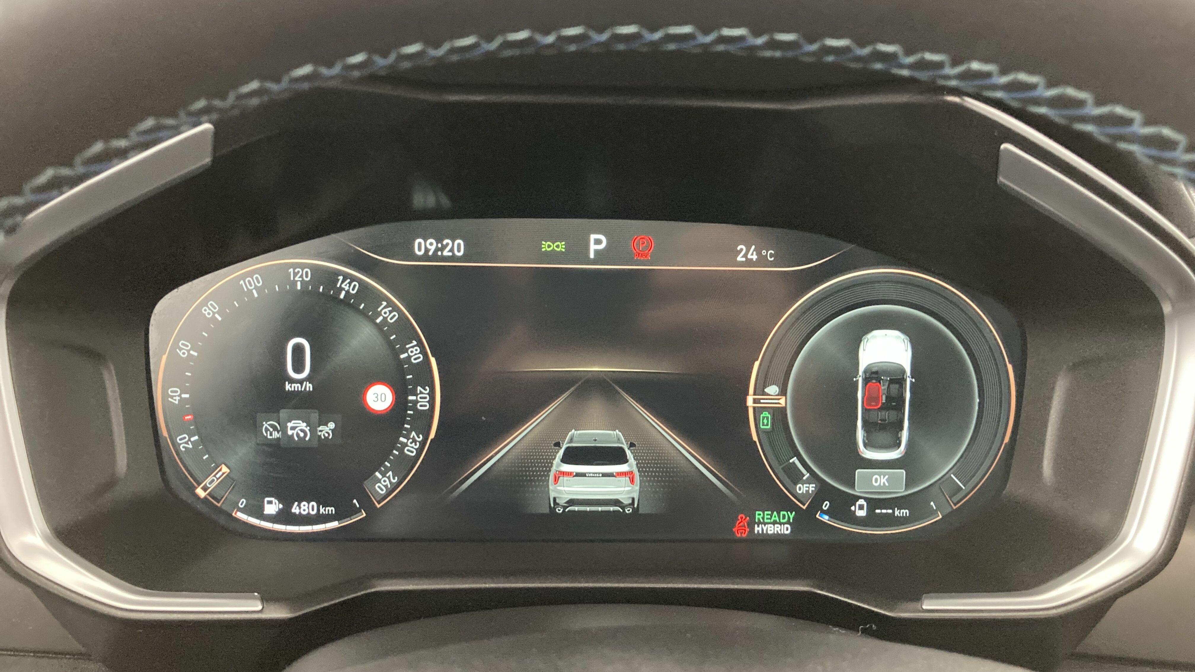 lynk&co 1 nv 1.5 PHEV 261 2022 black 19