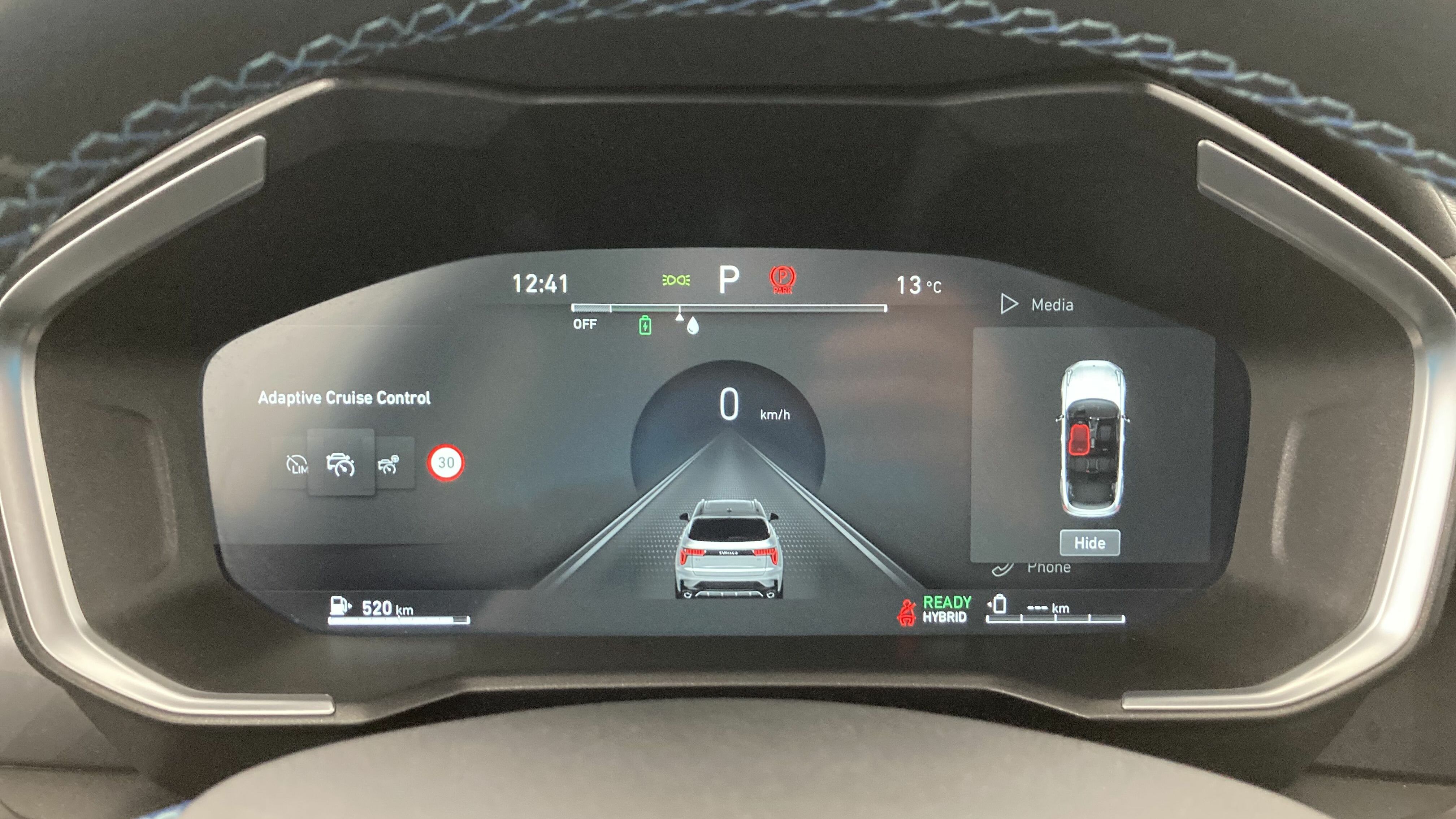 lynk&co 1 nv 1.5 PHEV 261 2022 black 19