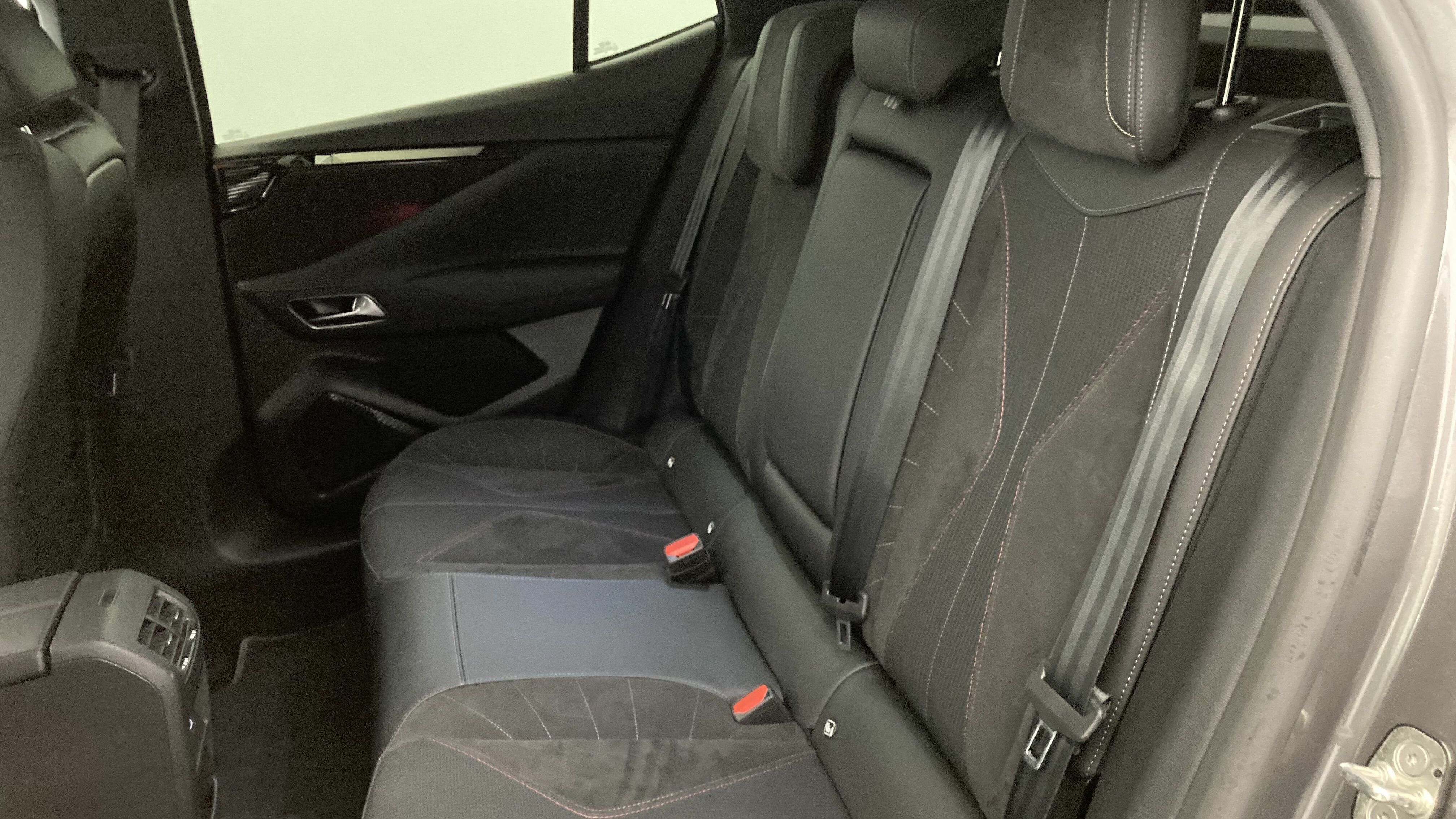 ds ds4 performance line + E-TENSE 225 CA 2023 gris platino 22