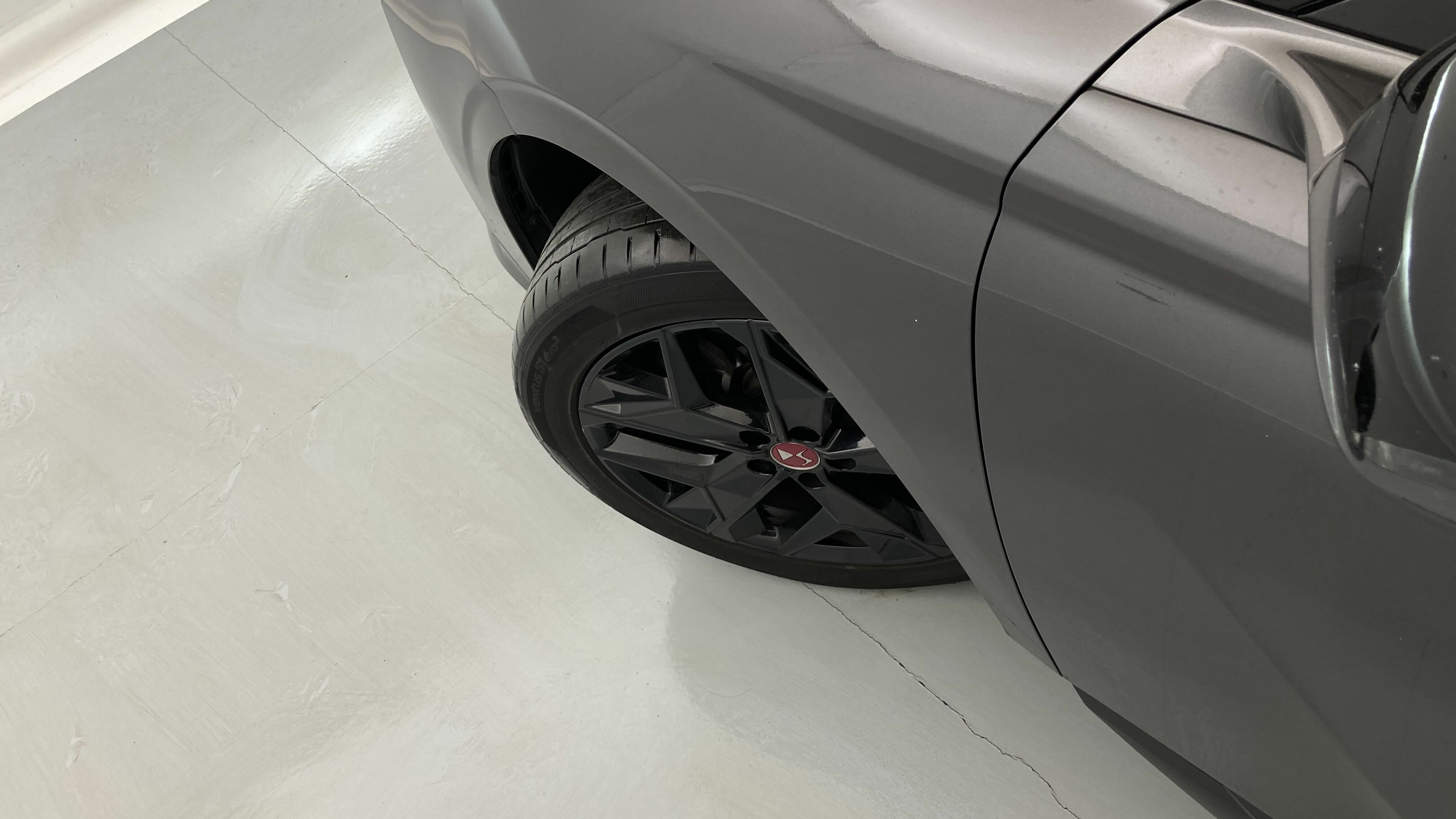 ds ds4 performance line + E-TENSE 225 CA 2023 gris platino 28