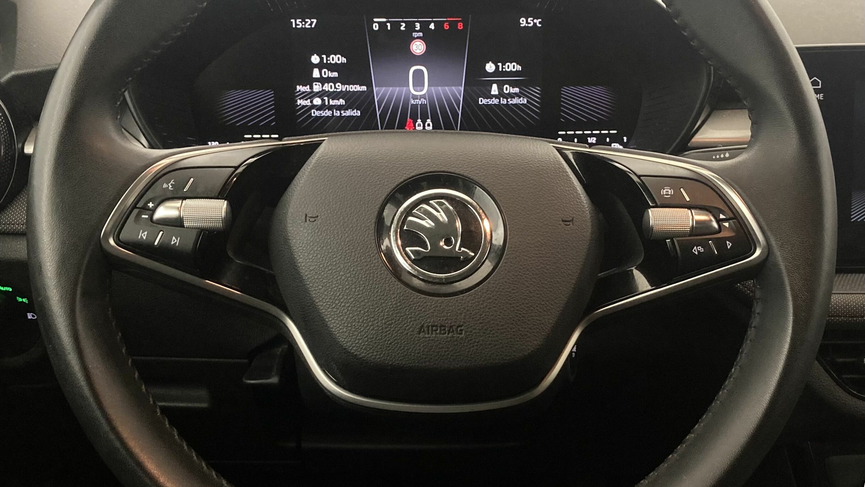 skoda fabia selection 1.0 MPI 80 2024 blanco candy 16