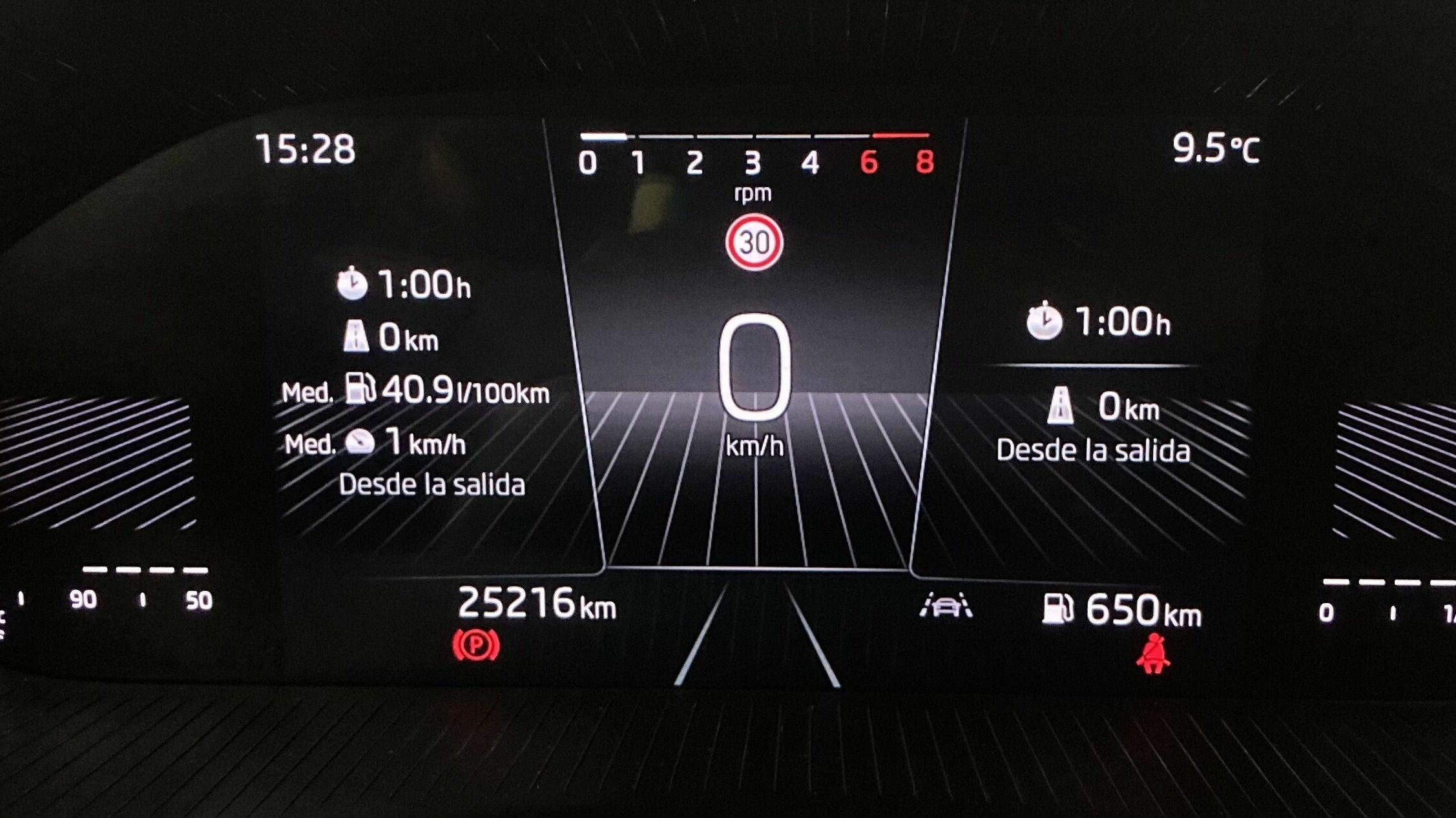 skoda fabia selection 1.0 MPI 80 2024 blanco candy 17