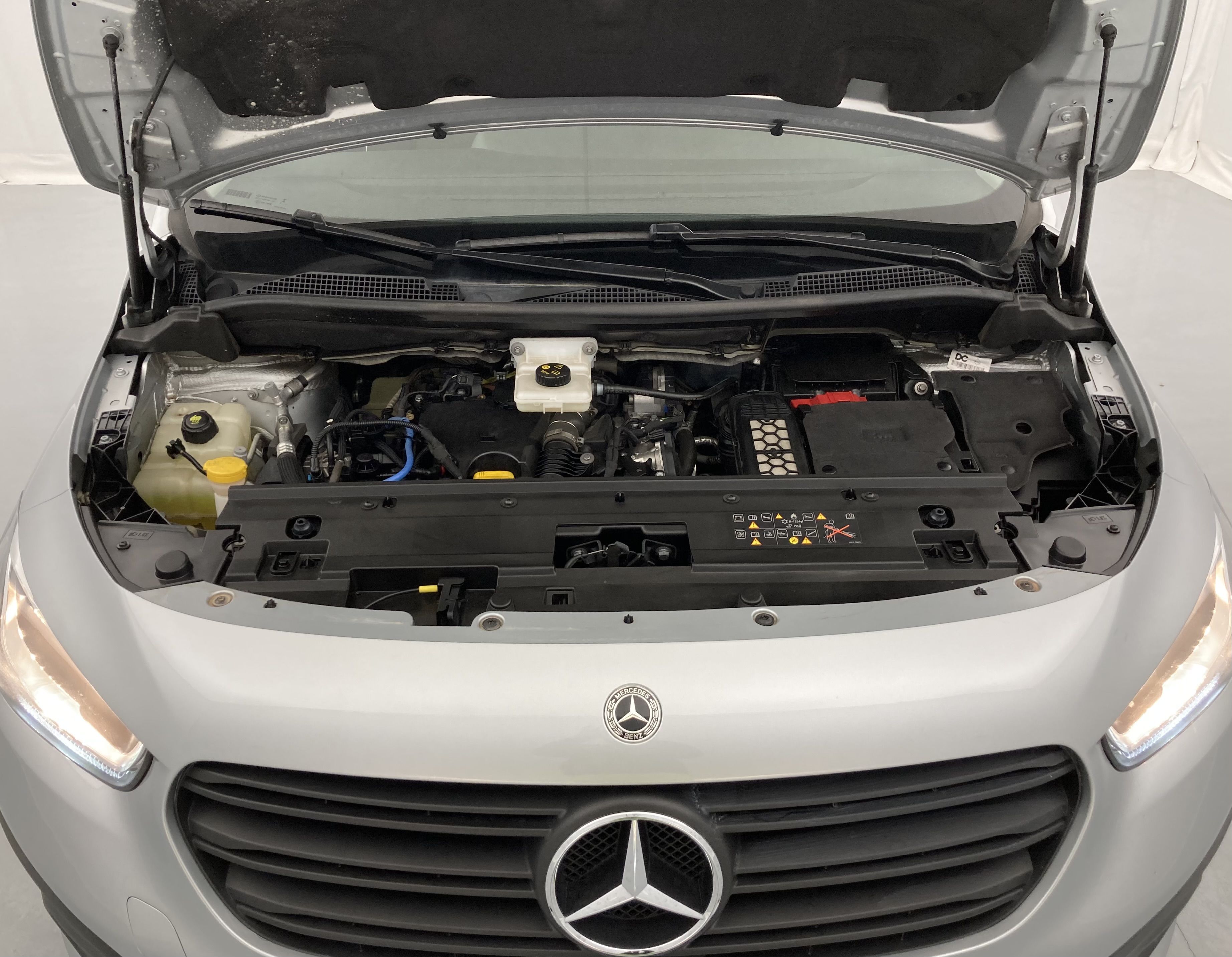 mercedes benz citan n1 tourer pro 110 CDI 95 2023 plata helvin 24