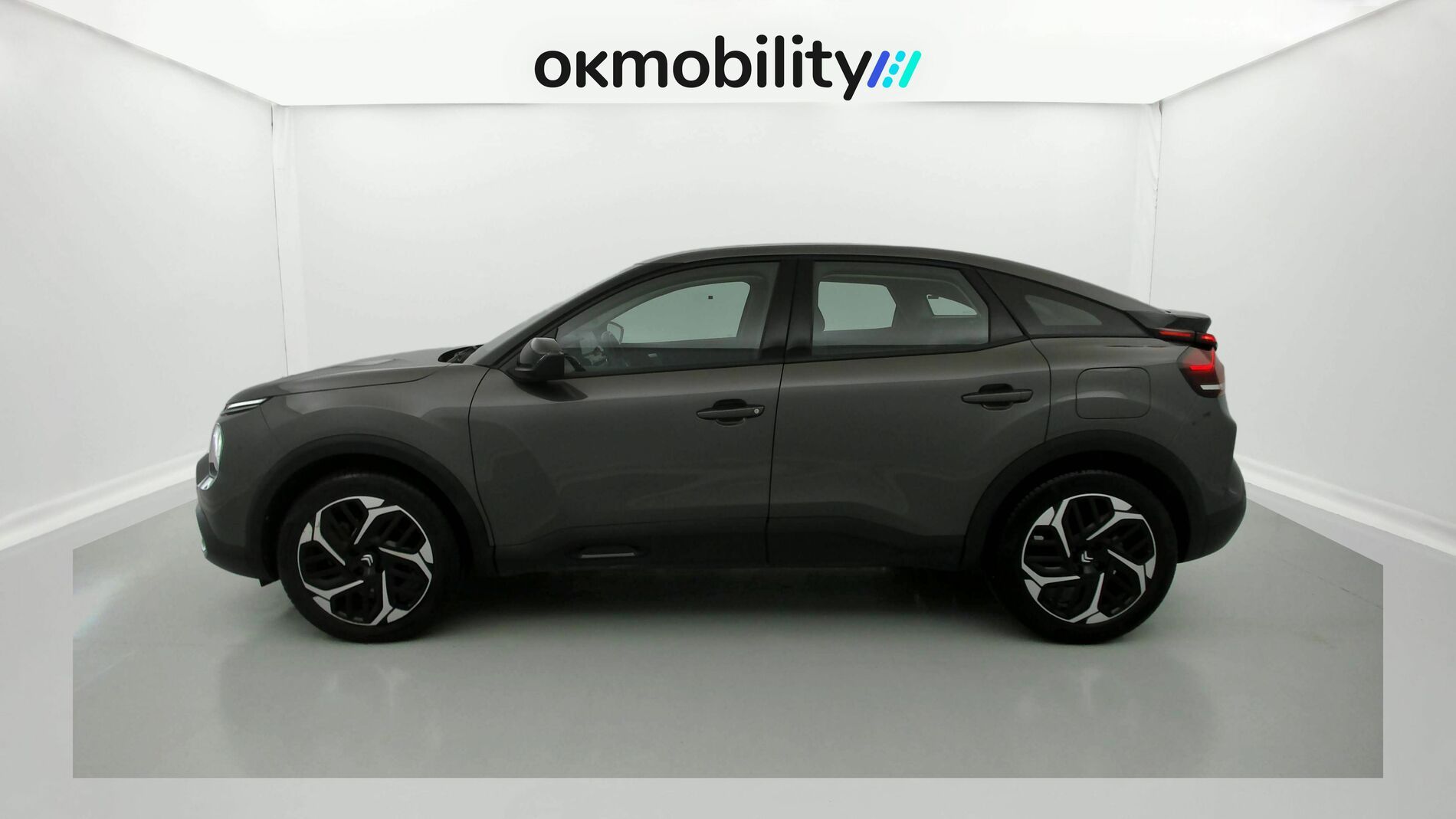 citroen c4 feel pack 1.2 PURETECH 130 2023 gris platino 7