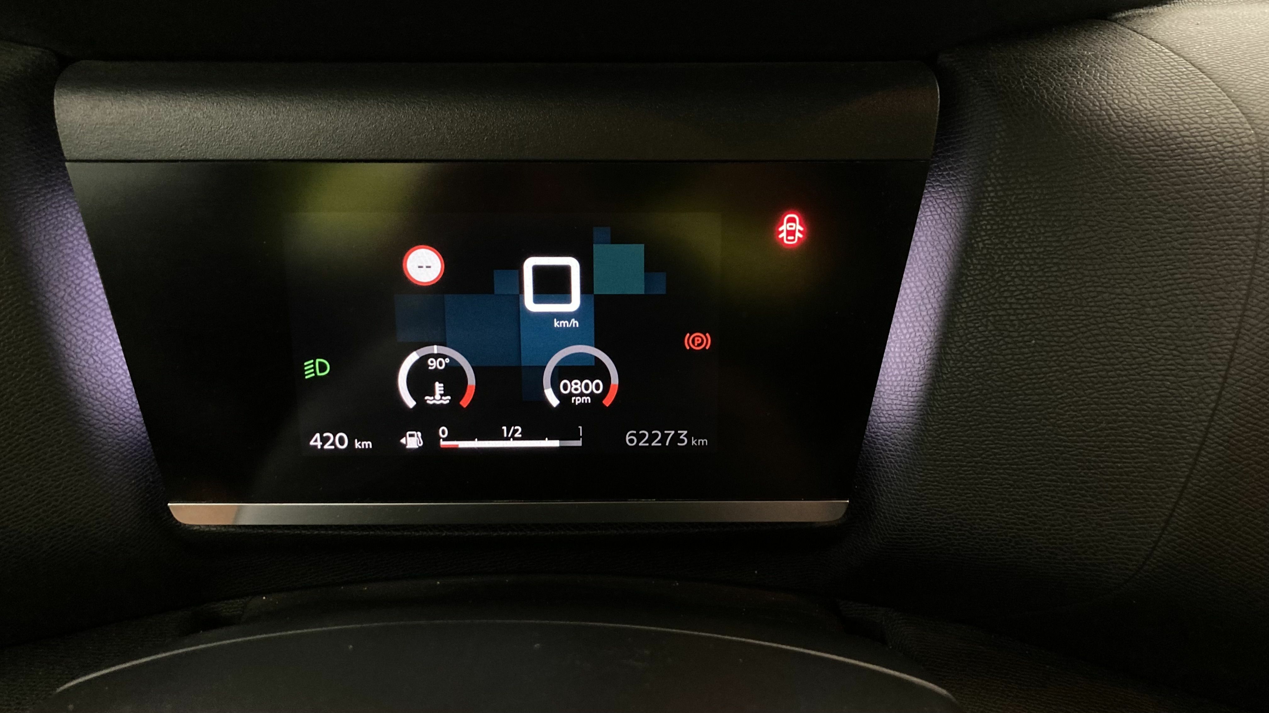 citroen c4 feel pack 1.2 PURETECH 130 2023 blanco nacarado 18
