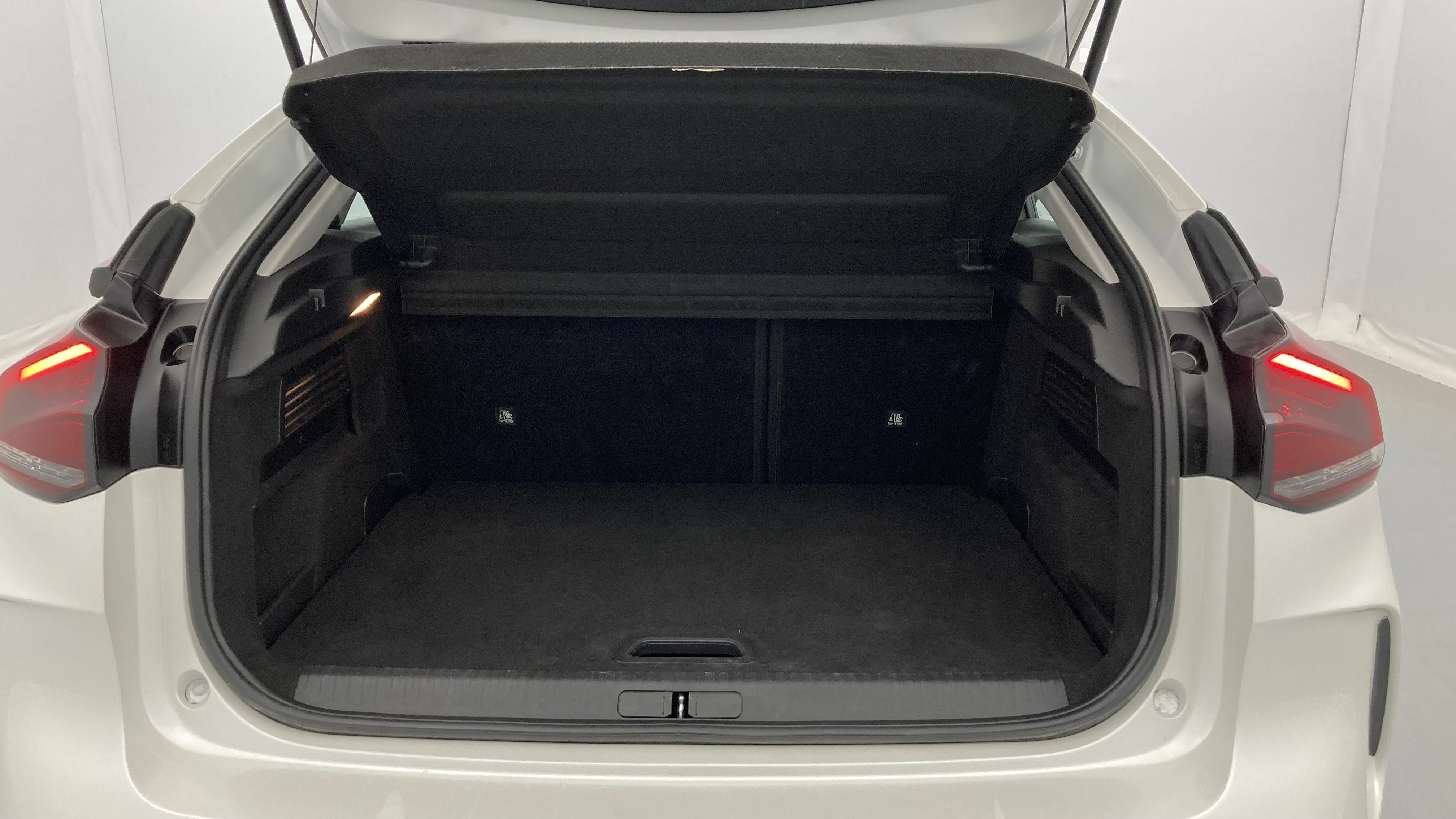 citroen c4 feel pack 1.2 PURETECH 130 2023 blanco nacarado 24