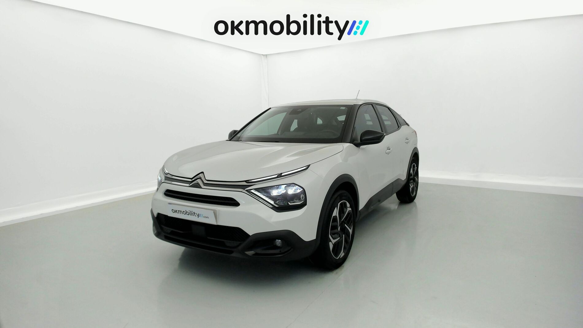 citroen c4 feel pack 1.2 PURETECH 130 2023 blanco nacarado 1