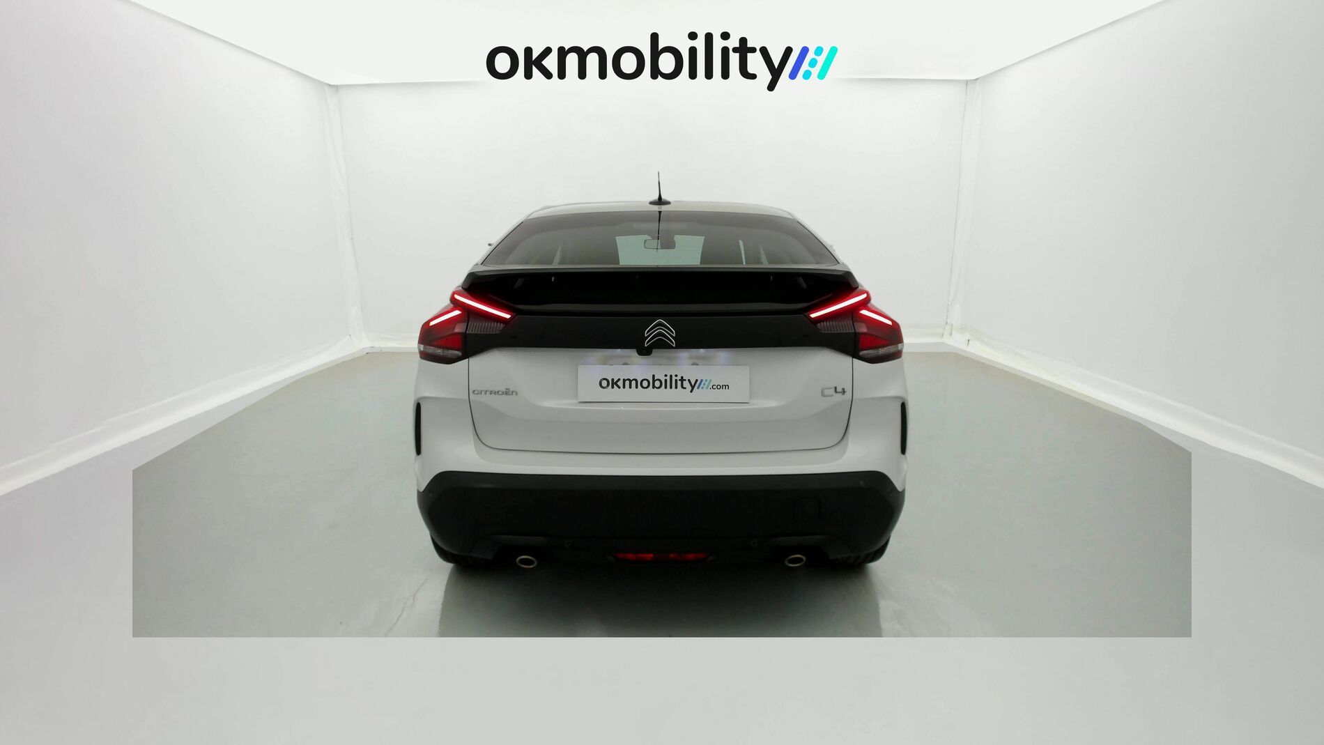 citroen c4 feel pack 1.2 PURETECH 130 2023 blanco nacarado 10