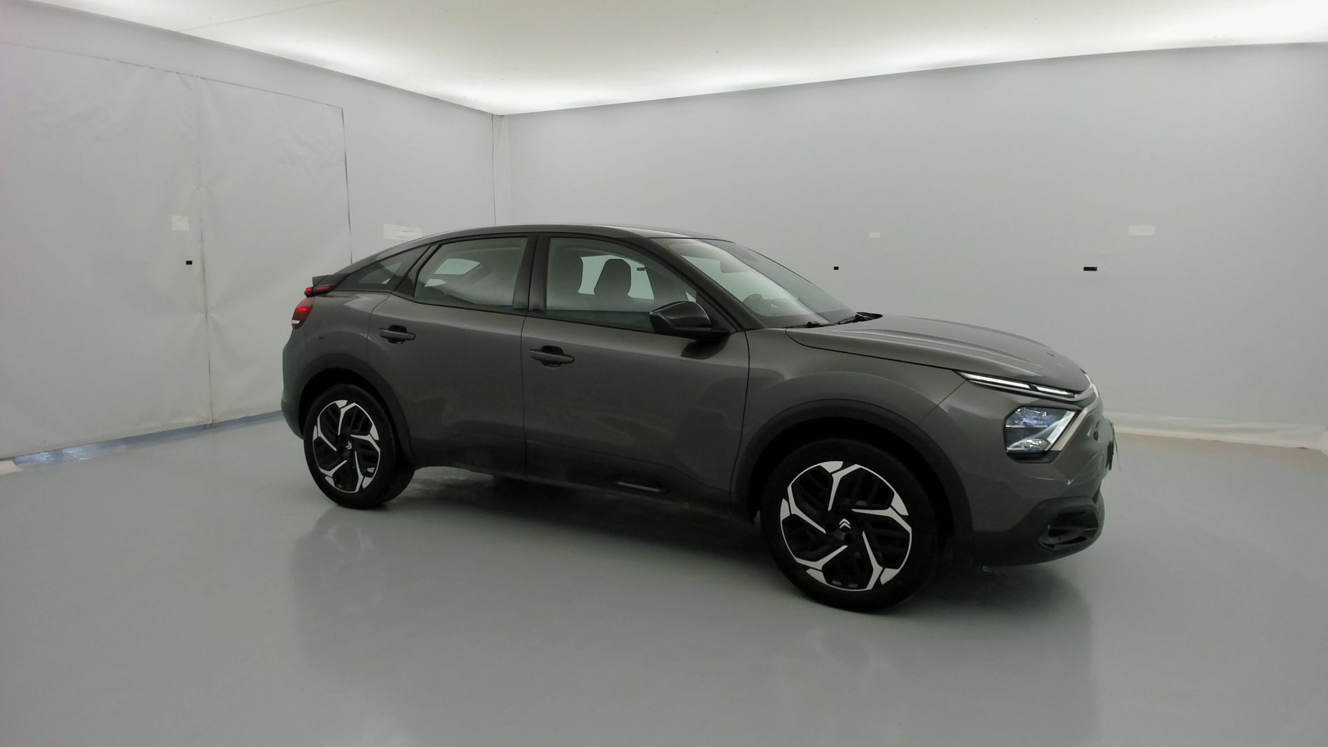 citroen c4 feel pack 1.2 PURETECH 130 2023 gris platino 2