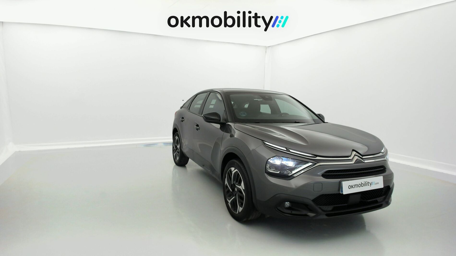 citroen c4 feel pack 1.2 PURETECH 130 2023 gris platino 3