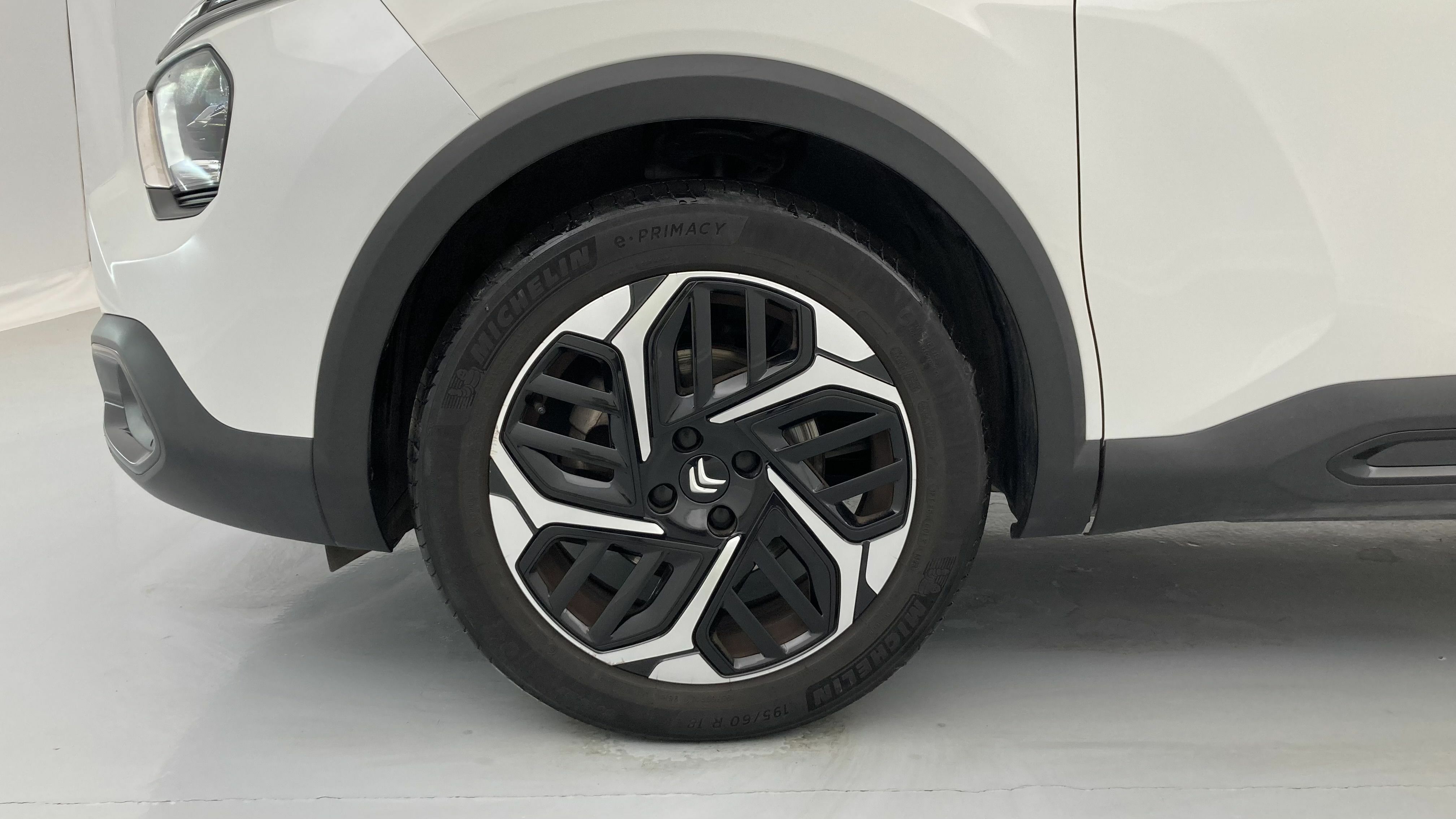 citroen c4 feel pack 1.2 PURETECH 130 2023 blanco nacarado 25