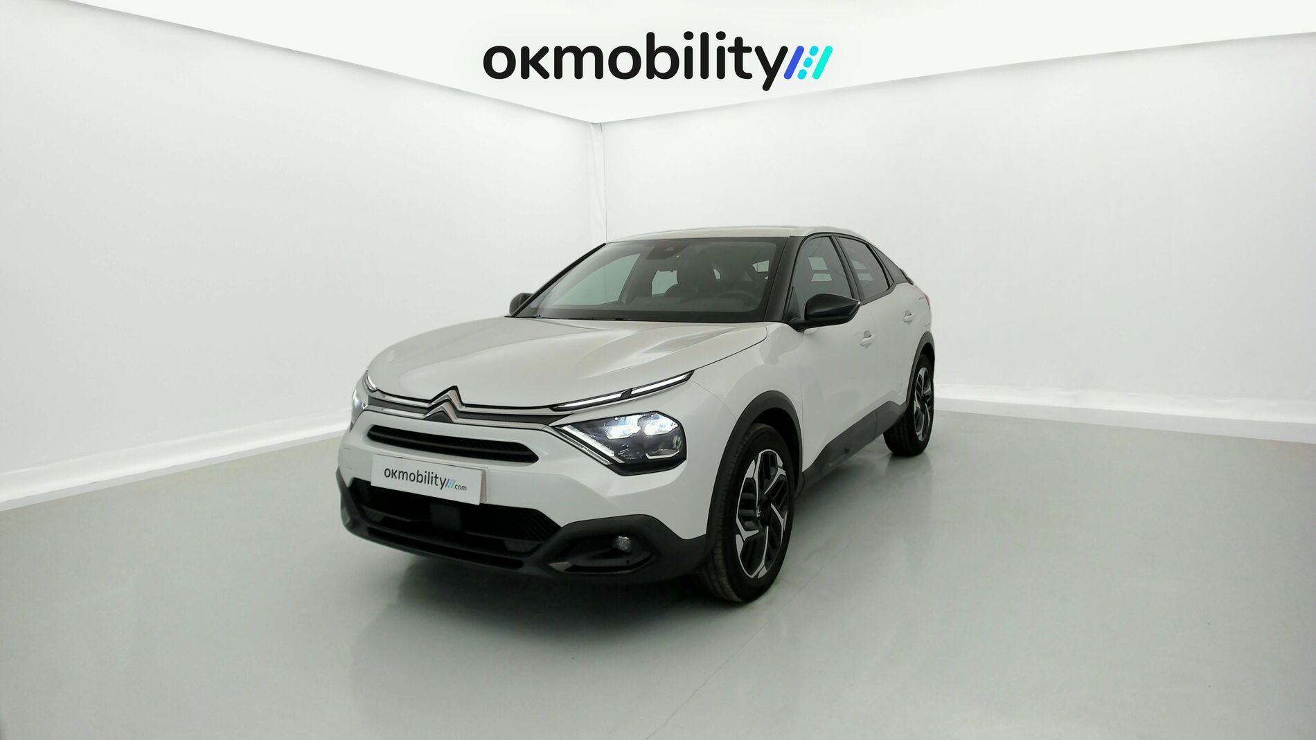citroen c4 feel pack 1.2 PURETECH 130 2023 blanco nacarado 1