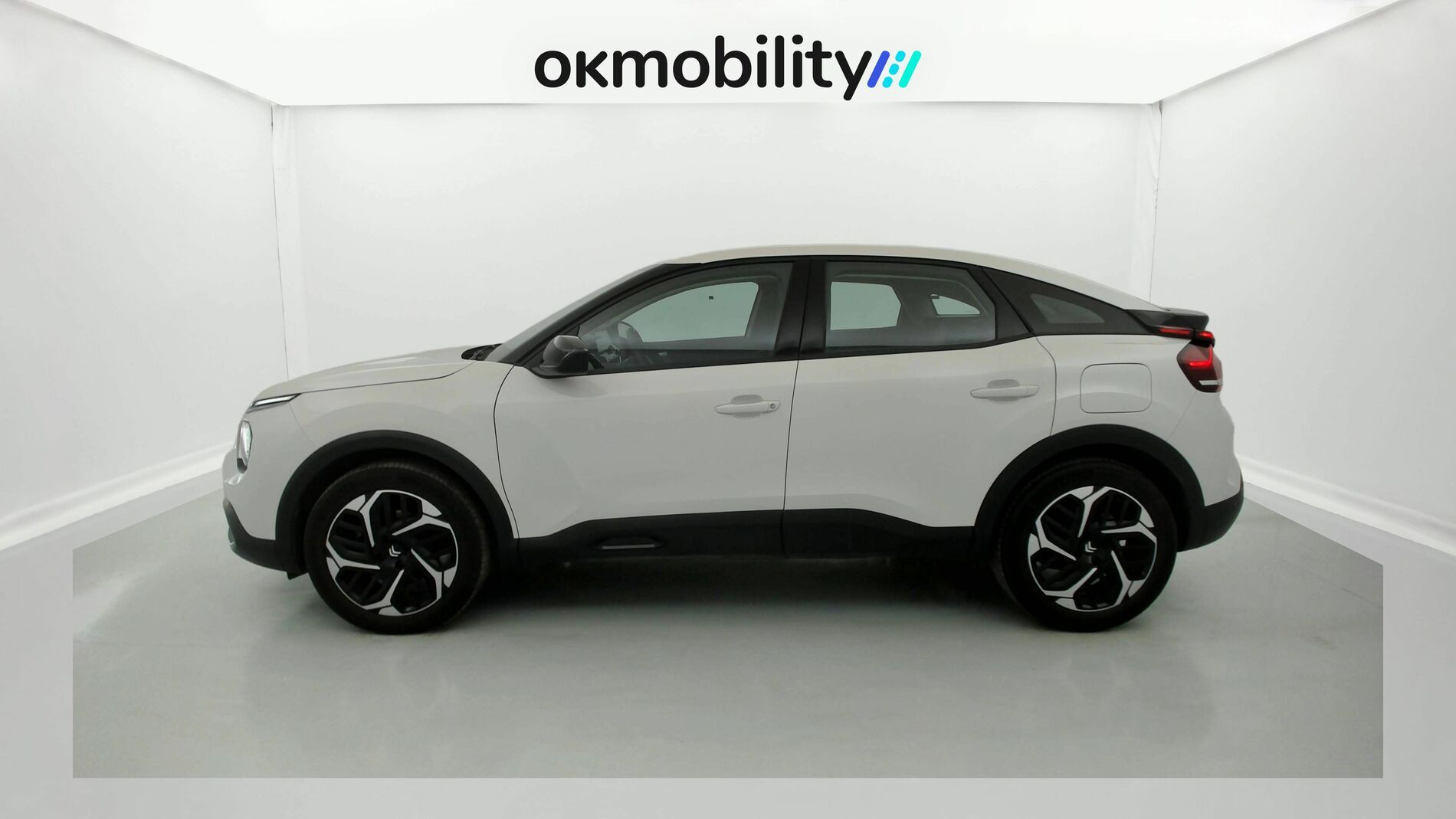 citroen c4 feel pack 1.2 PURETECH 130 2023 blanco nacarado 7