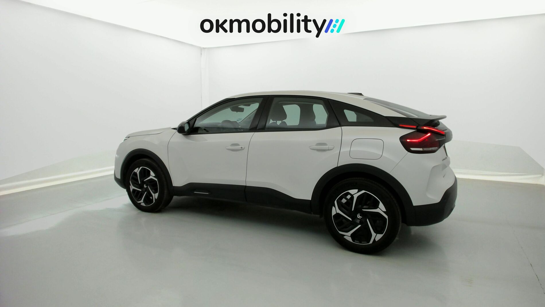 citroen c4 feel pack 1.2 PURETECH 130 2023 blanco nacarado 8