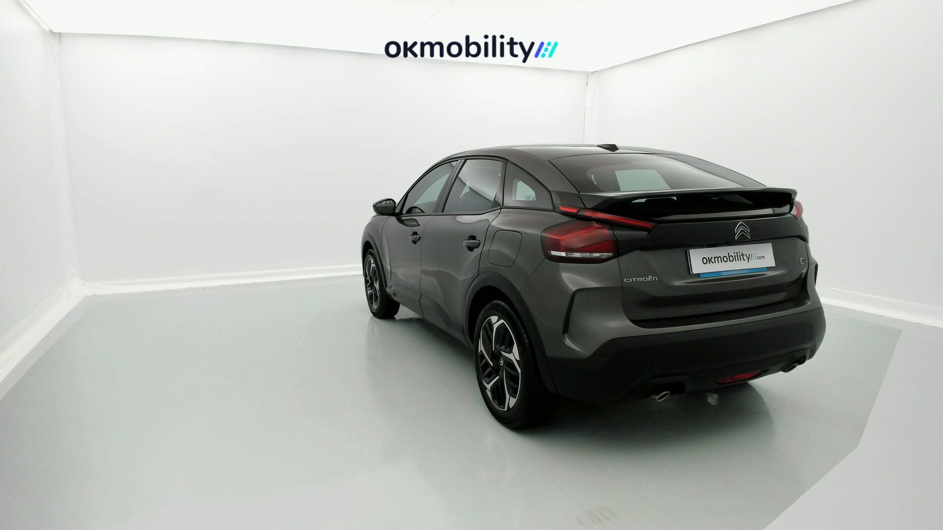 citroen c4 feel pack 1.2 PURETECH 130 2023 gris platino 5