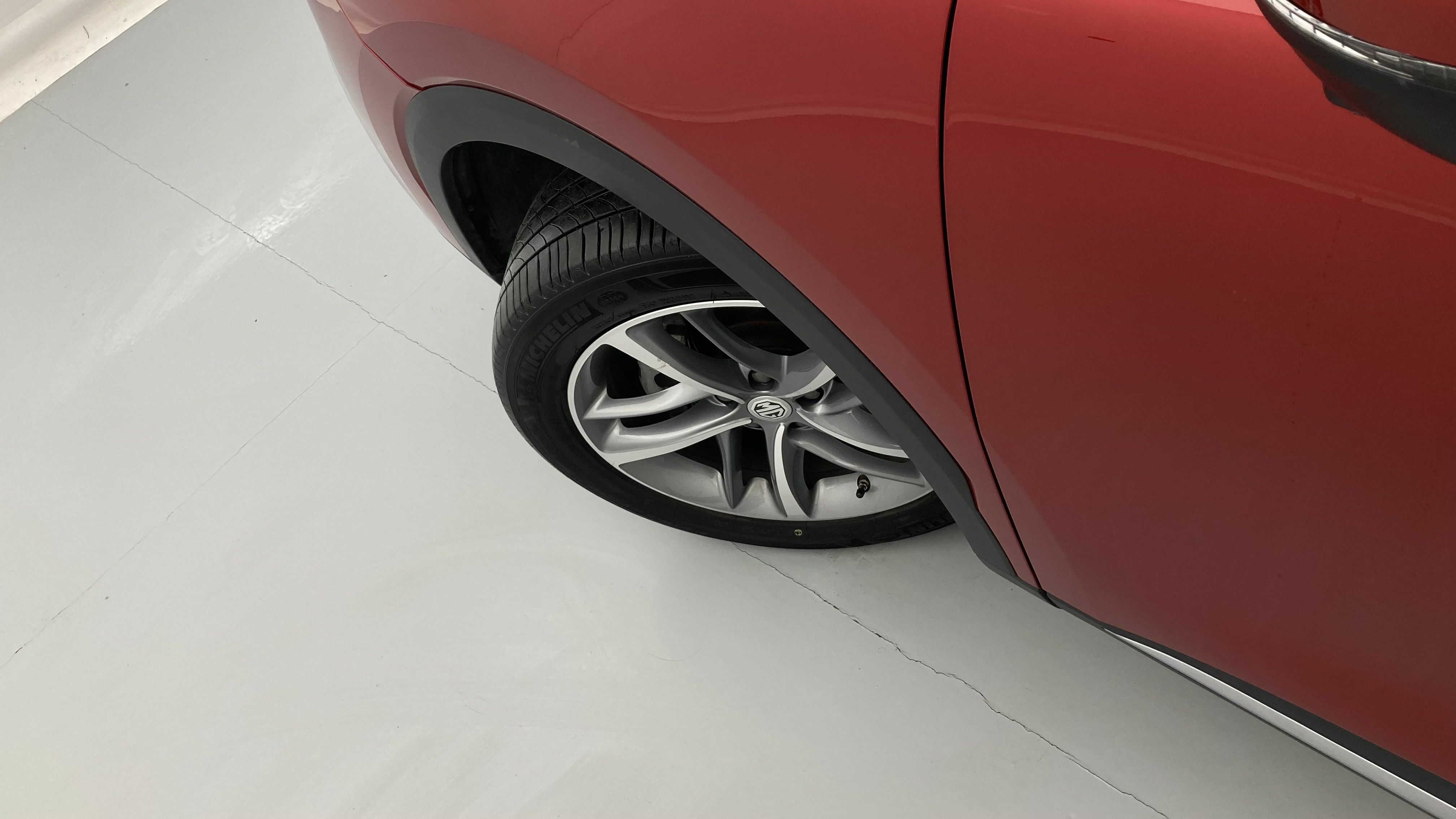 mg ehs phev luxury 1.5 T-GDI 258 PHEV 2023 red 27