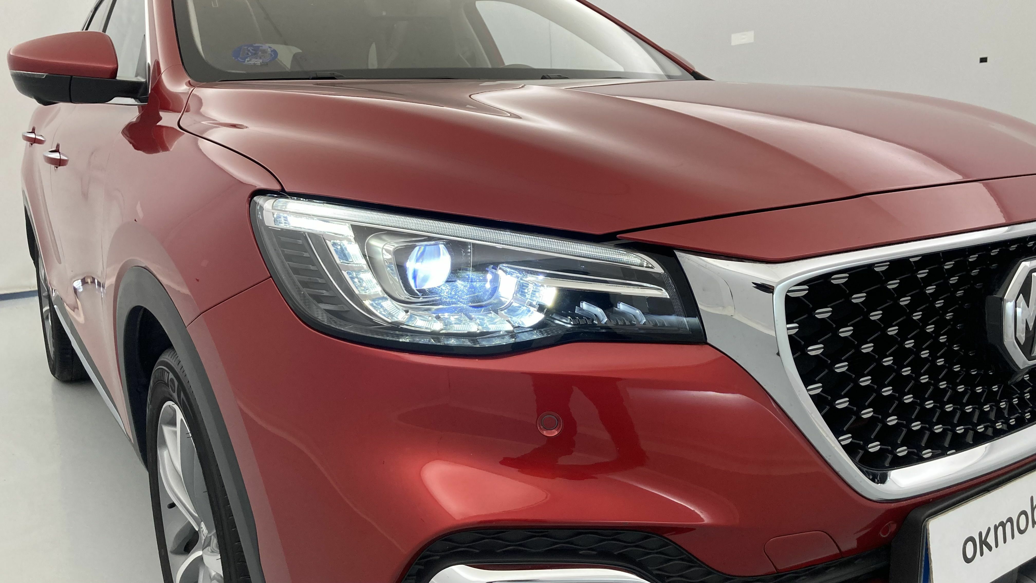 mg ehs phev luxury 1.5 T-GDI 258 PHEV 2023 red 28