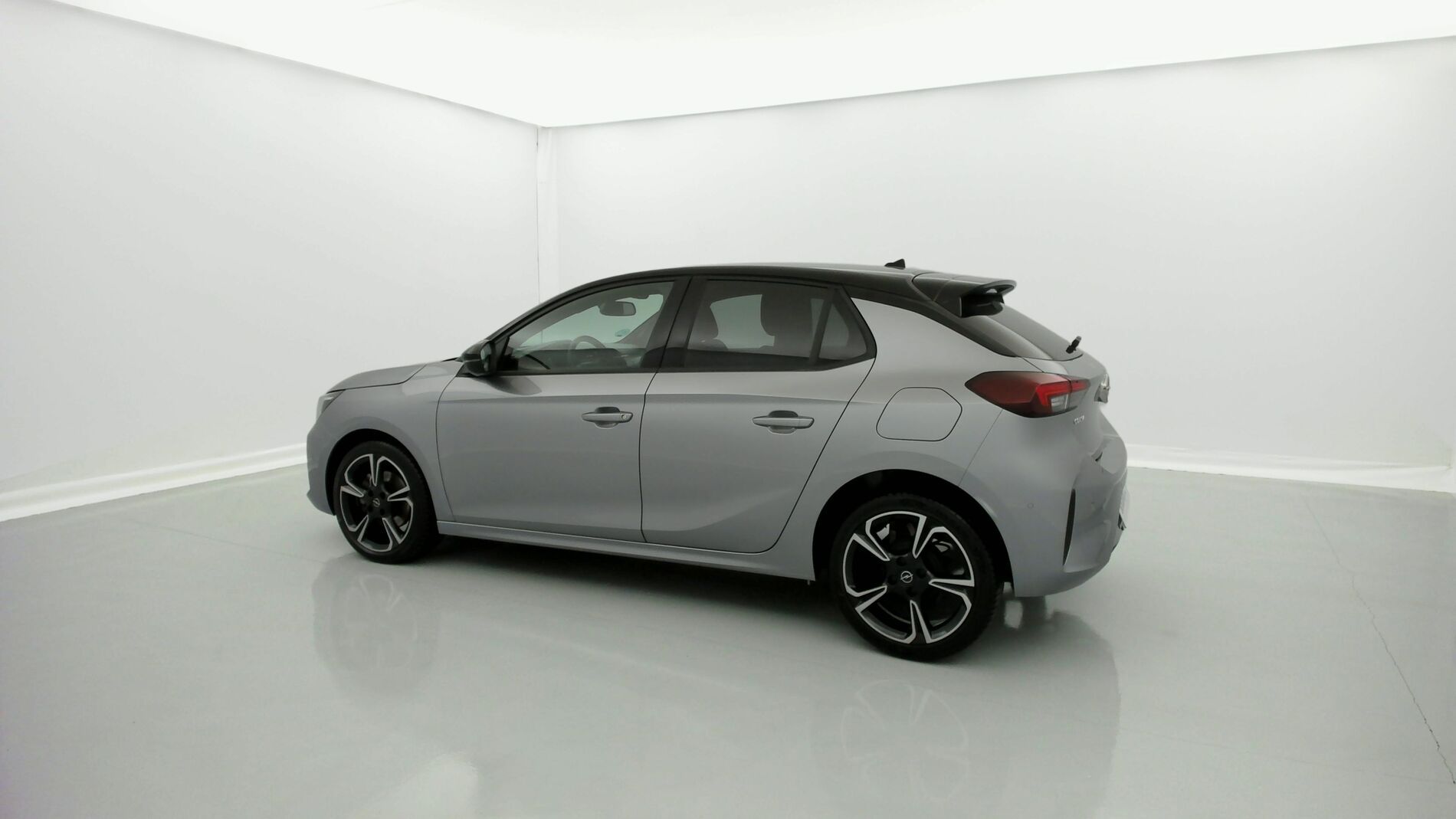 opel corsa gs 1.2T 100 2023 konstrast grey 4