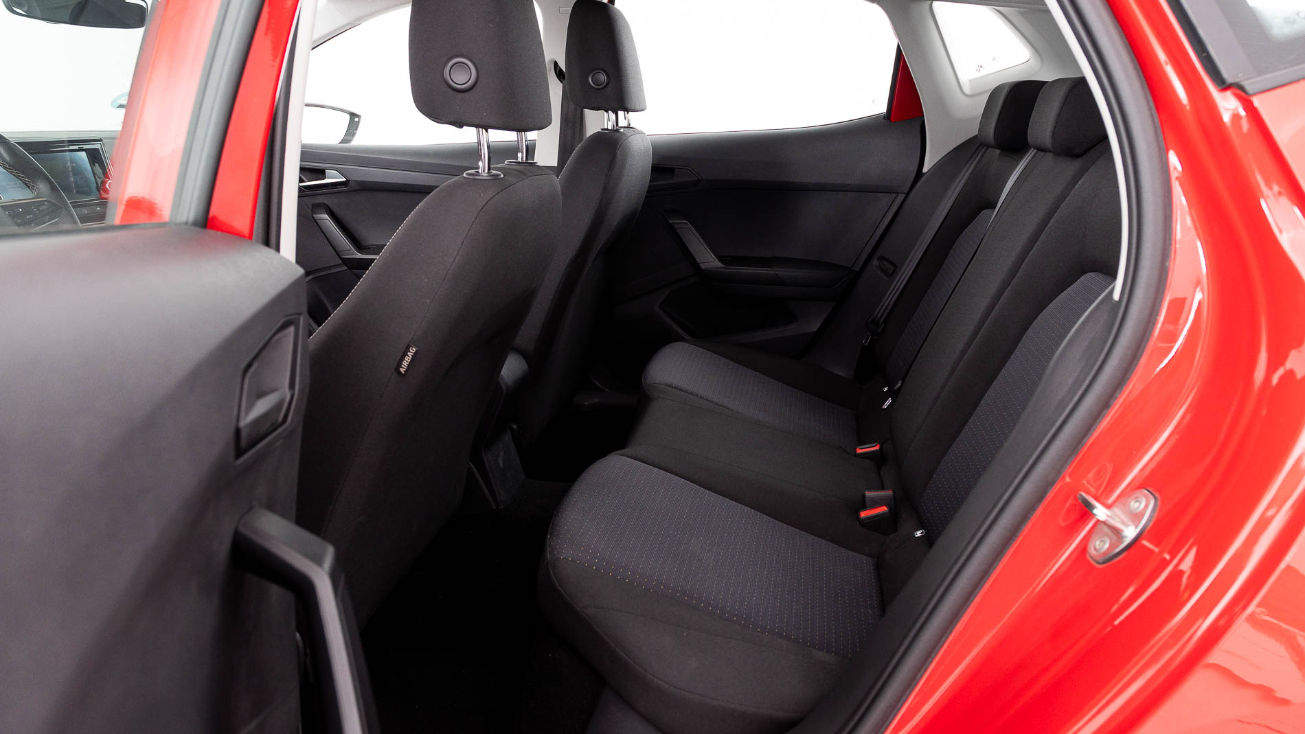 seat ibiza style 1.0 MPI 80 2023 rojo 21