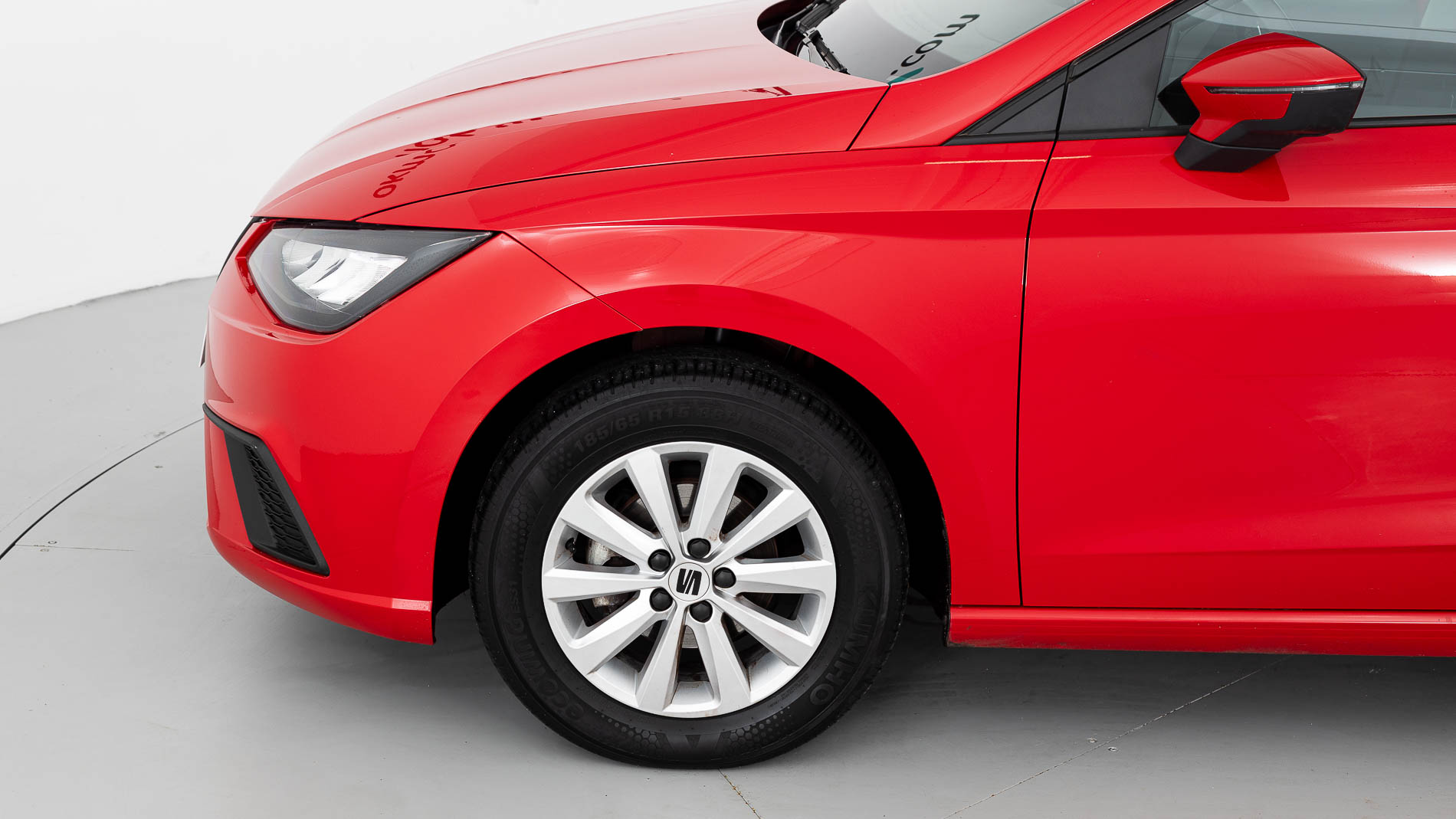 seat ibiza style 1.0 MPI 80 2023 rojo 24