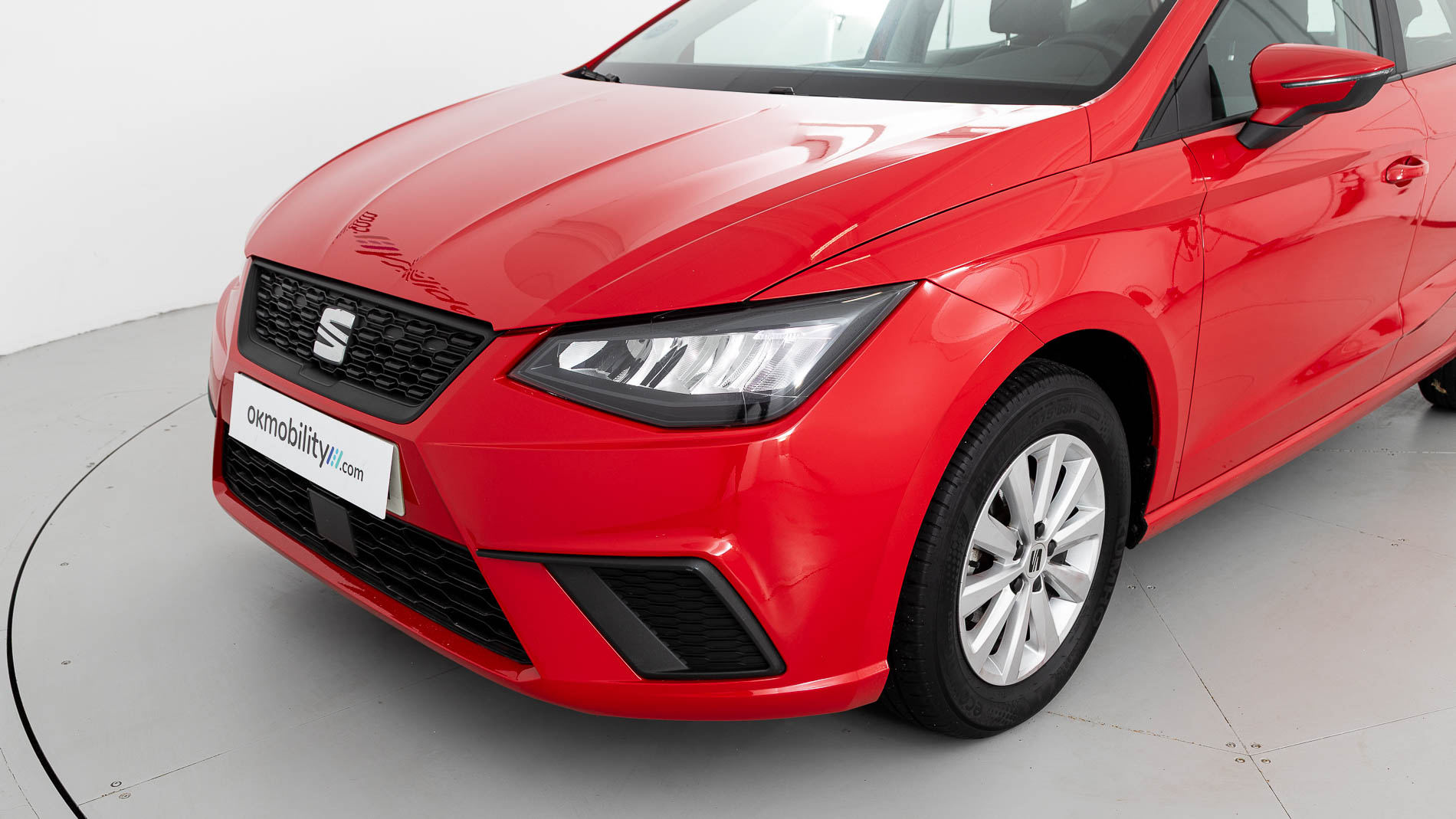 seat ibiza style 1.0 MPI 80 2023 rojo 31
