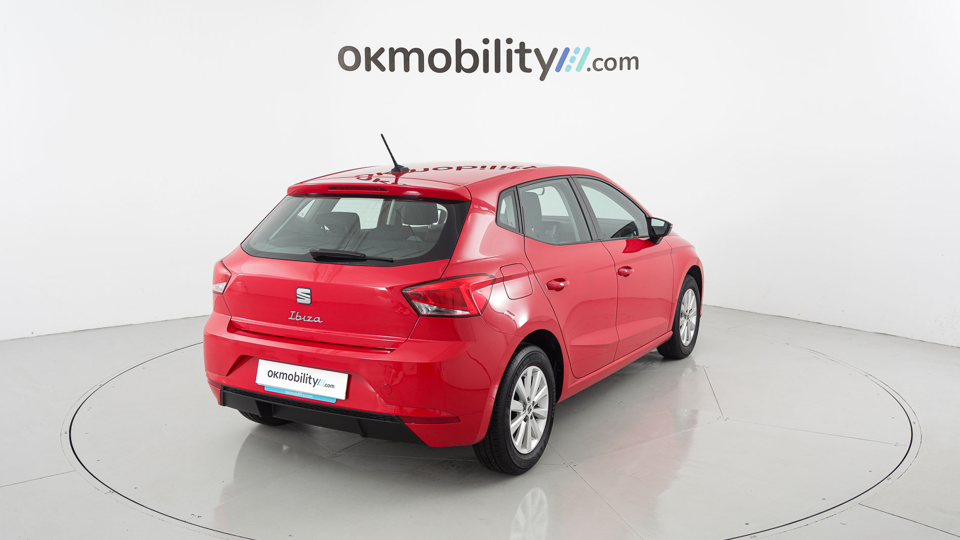 seat ibiza style 1.0 MPI 80 2023 rojo 12