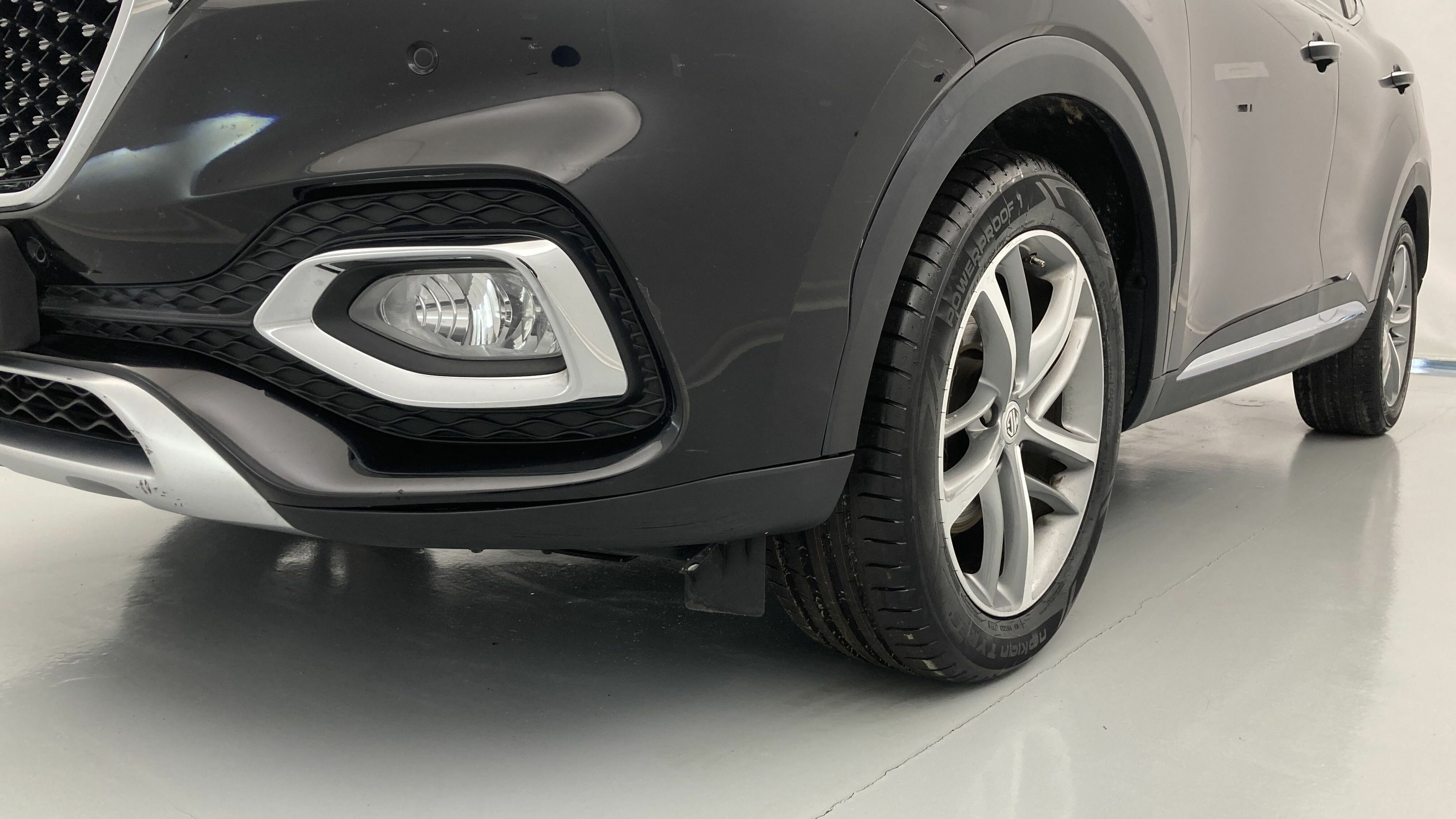 mg hs luxury 1.5 T-GDI 162 AT 2023 pebble black 25