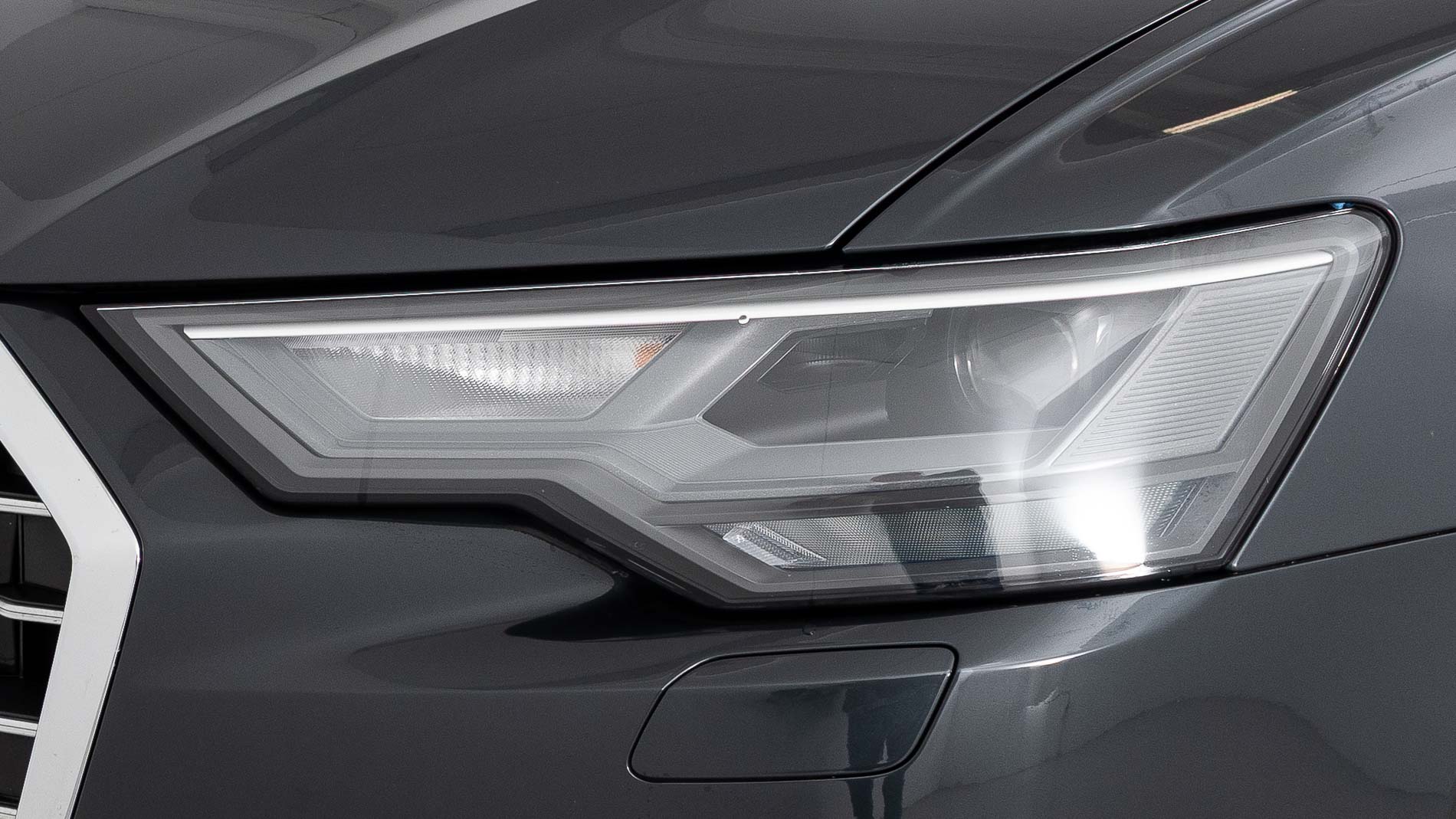 audi a6 avant business 40 TDI 204 STRONIC 2022 gris manhattan 28