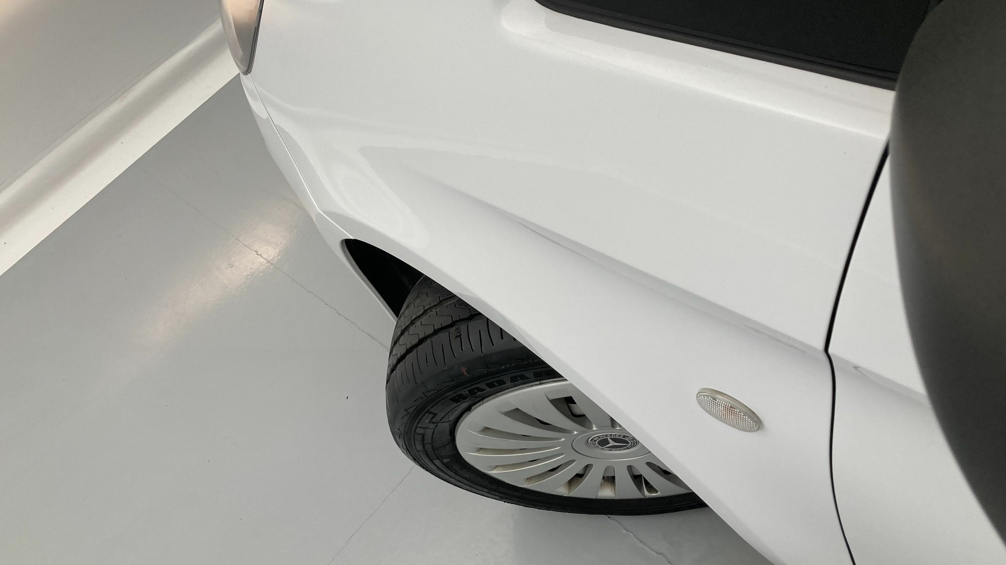 mercedes benz vito combi pro largo 114 CDI 136 G-TRONIC 2023 blanco arctic 28