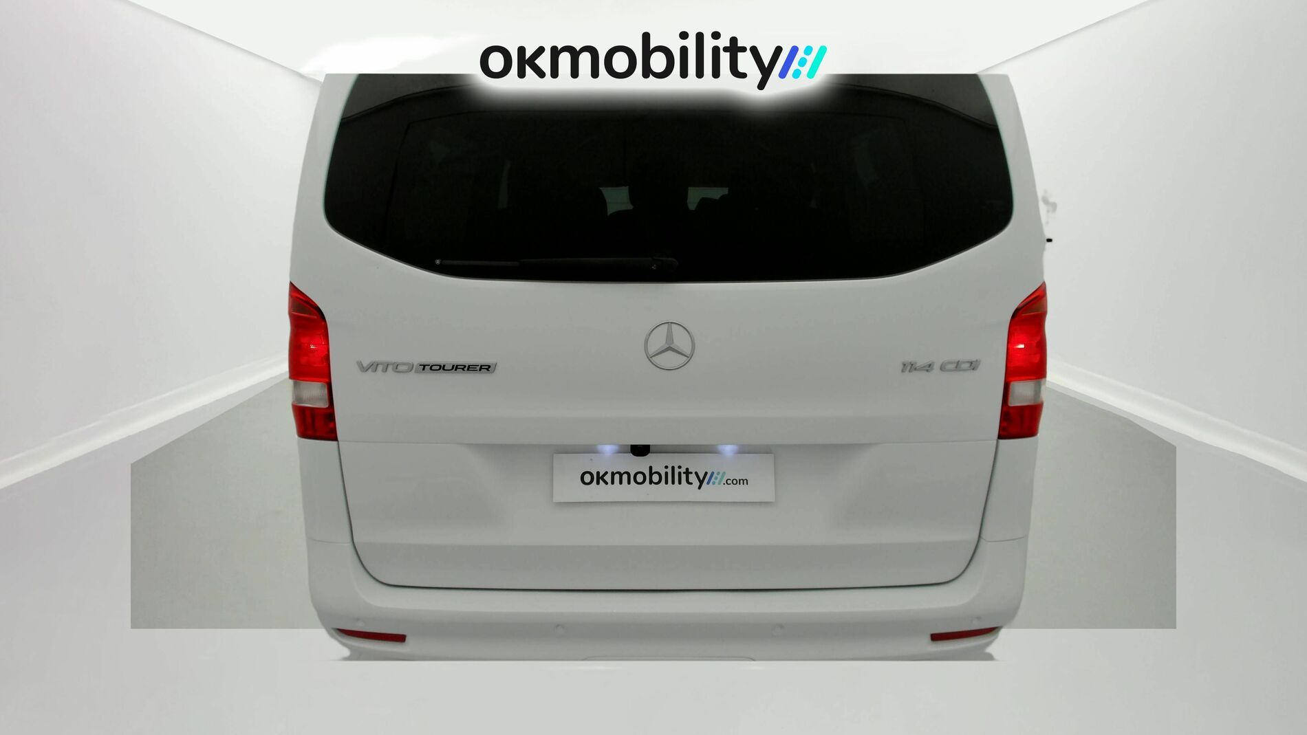 mercedes benz vito combi pro largo 114 CDI 136 G-TRONIC 2023 blanco arctic 10
