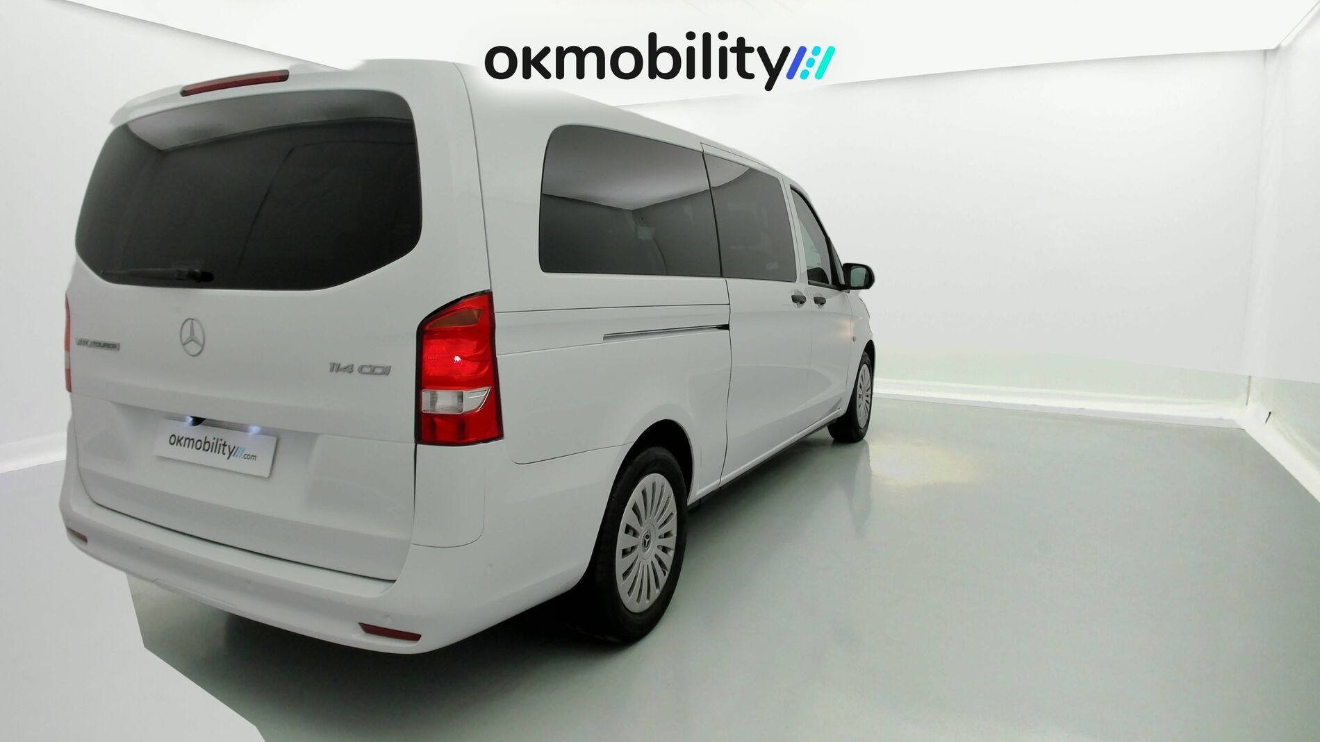 mercedes benz vito combi pro largo 114 CDI 136 G-TRONIC 2023 blanco arctic 11