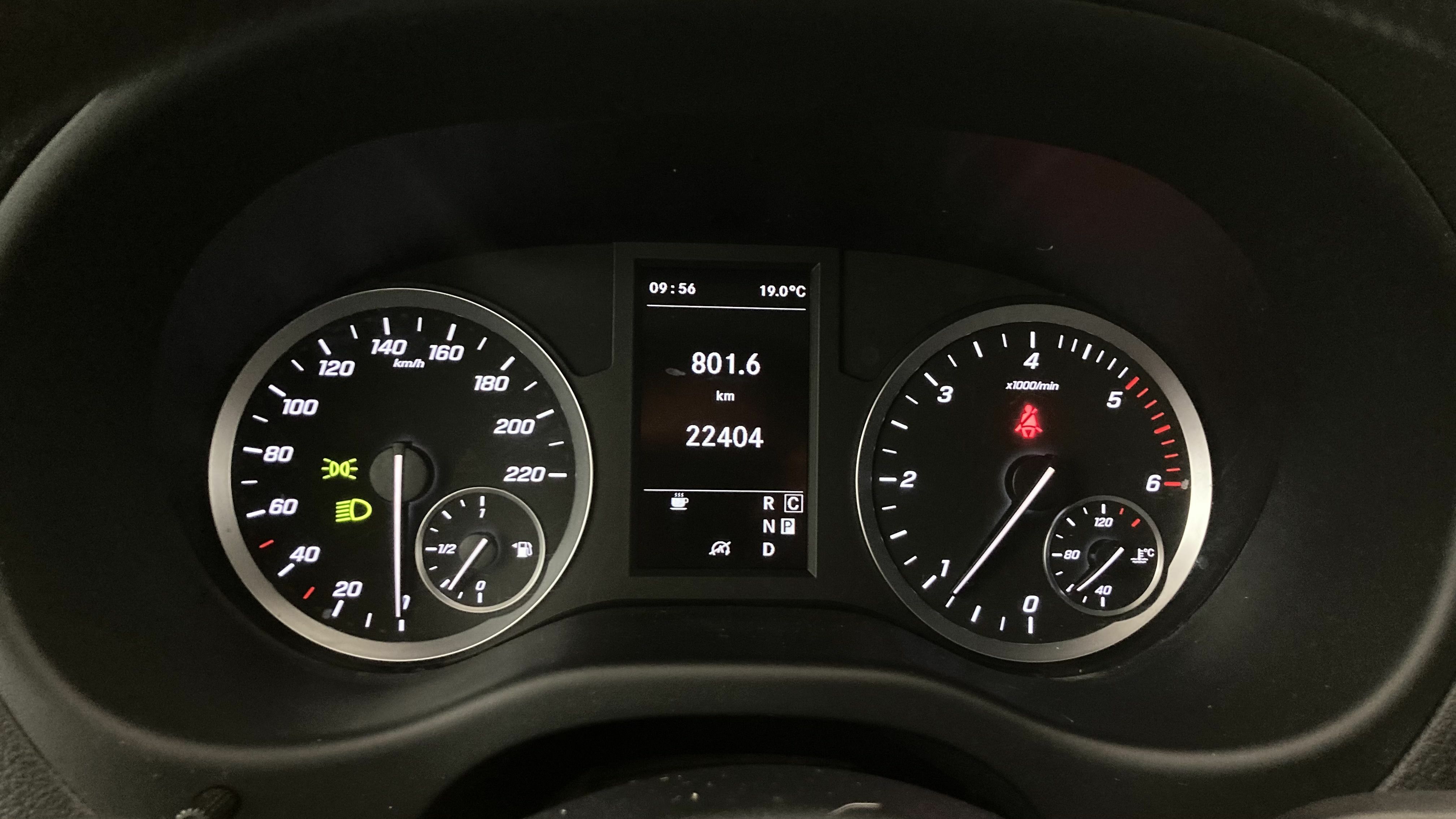 mercedes benz vito combi pro largo 114 CDI 136 G-TRONIC 2023 blanco arctic 18