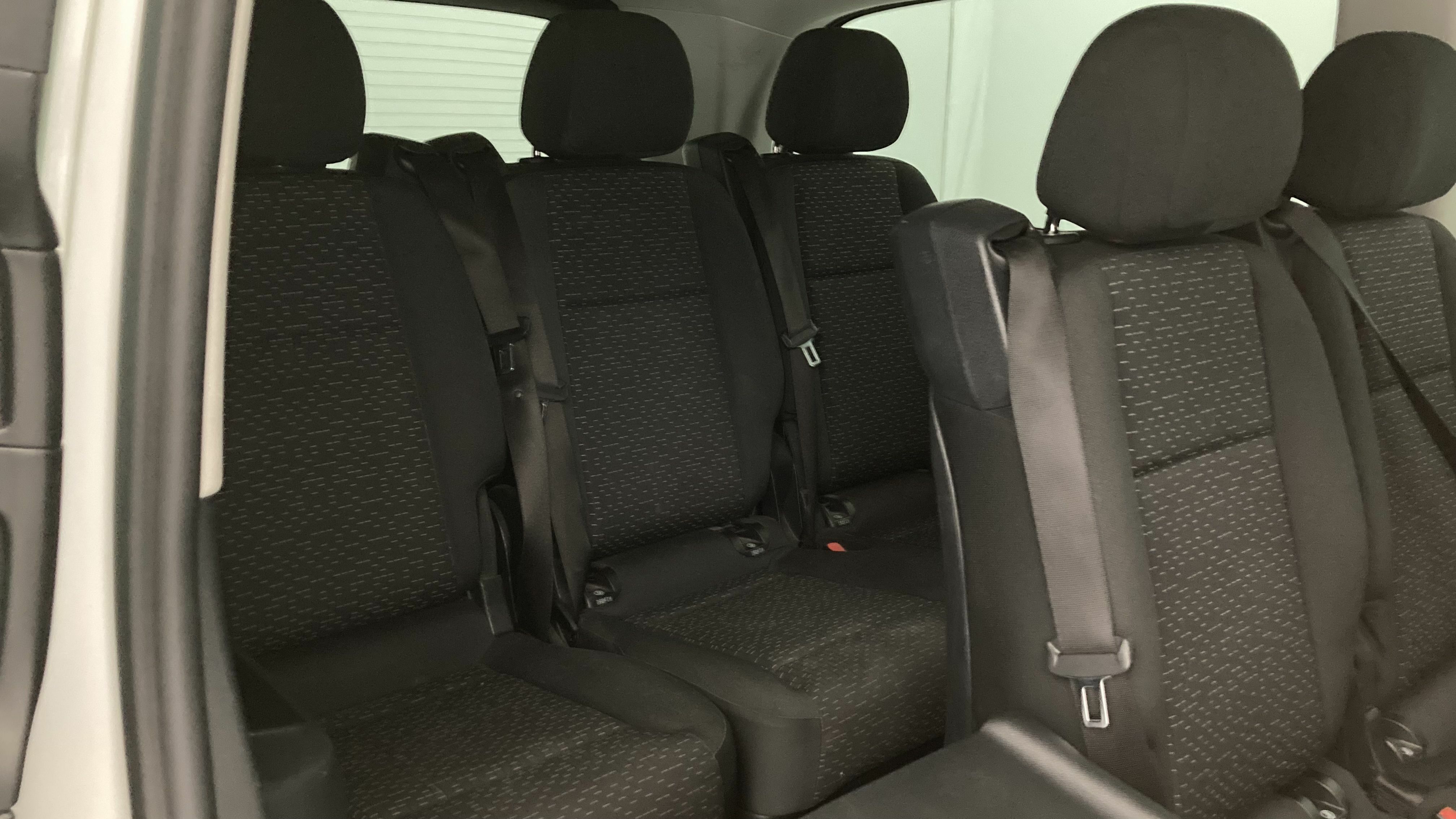 mercedes benz vito combi pro largo 114 CDI 136 G-TRONIC 2023 blanco arctic 23