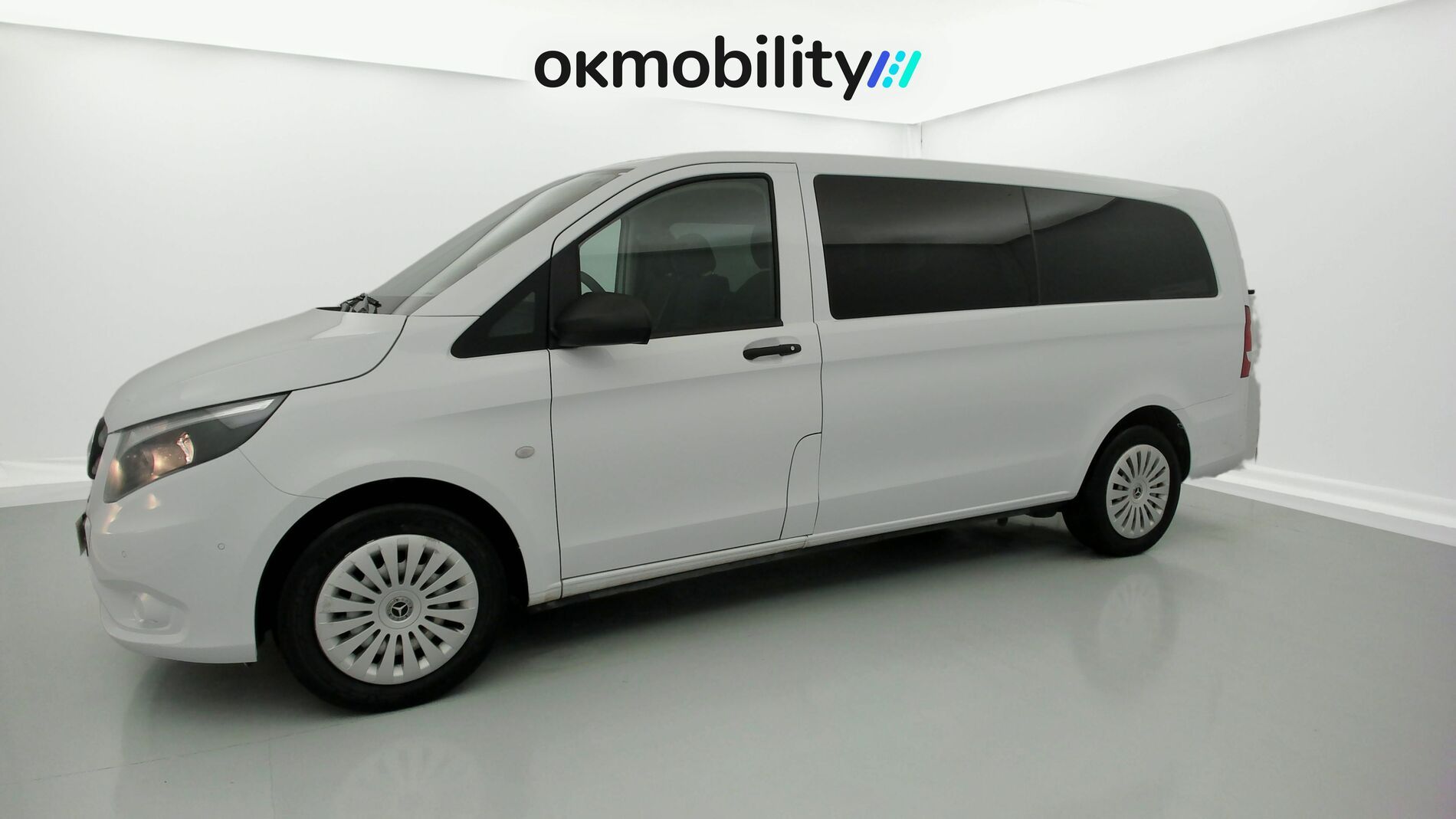 mercedes benz vito combi pro largo 114 CDI 136 G-TRONIC 2023 blanco arctic 5