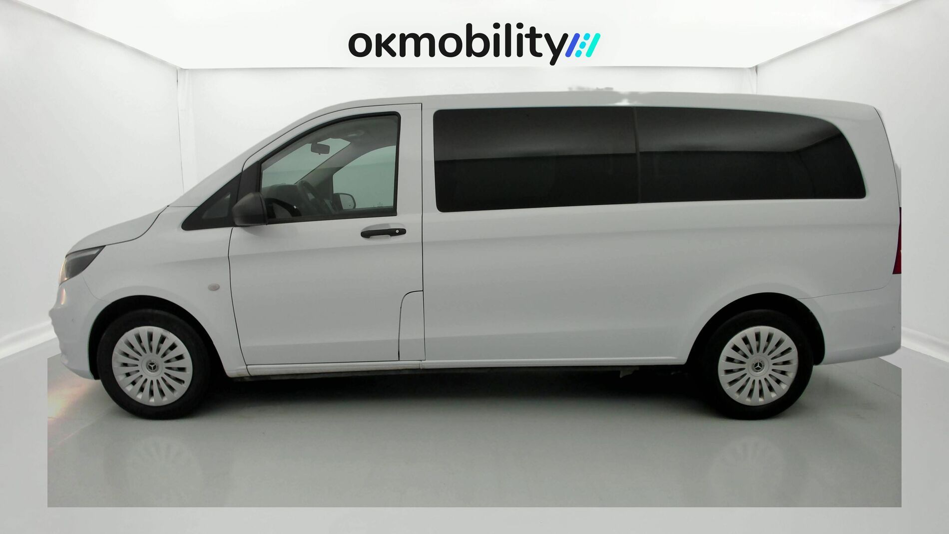 mercedes benz vito combi pro largo 114 CDI 136 G-TRONIC 2023 blanco arctic 7