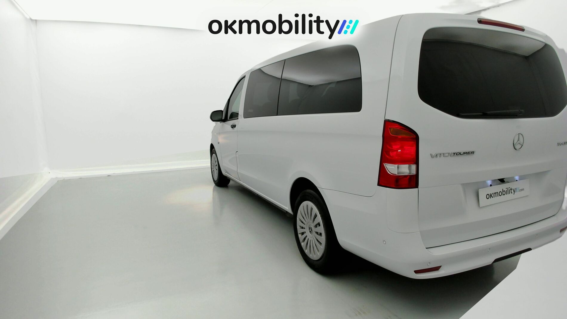 mercedes benz vito combi pro largo 114 CDI 136 G-TRONIC 2023 blanco arctic 9