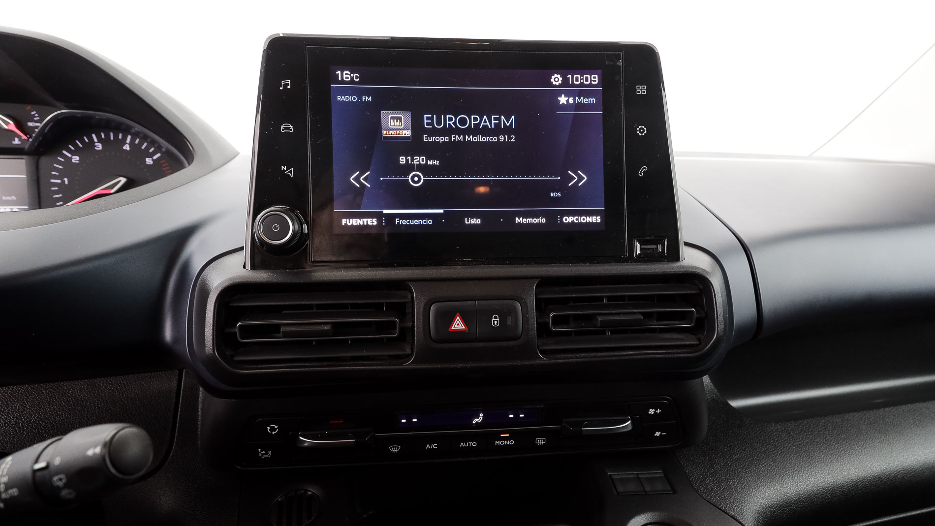 peugeot rifter allure 1.5 BLUEHDI 100 2020 gris 18