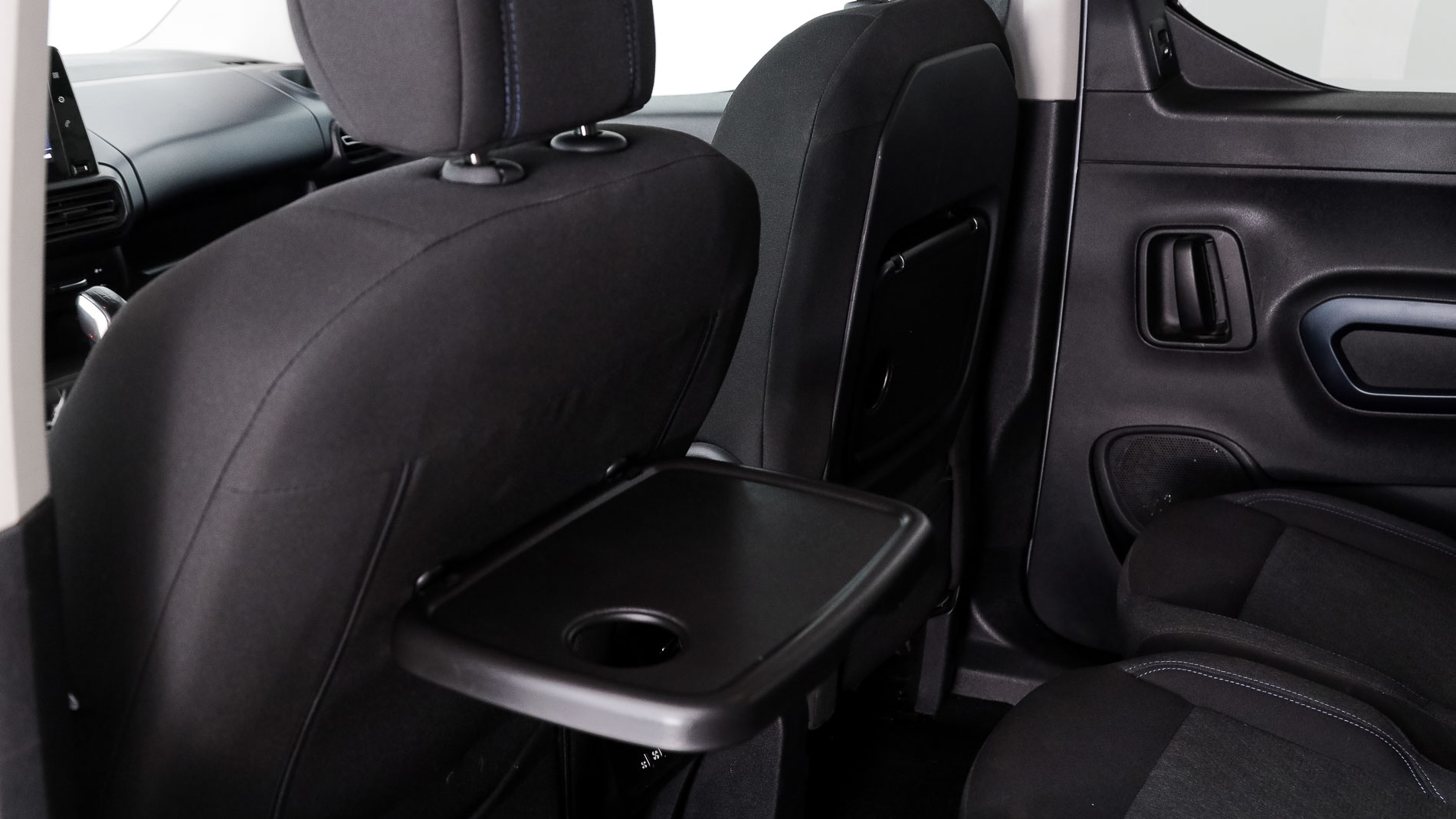 peugeot rifter allure 1.5 BLUEHDI 100 2020 gris 23