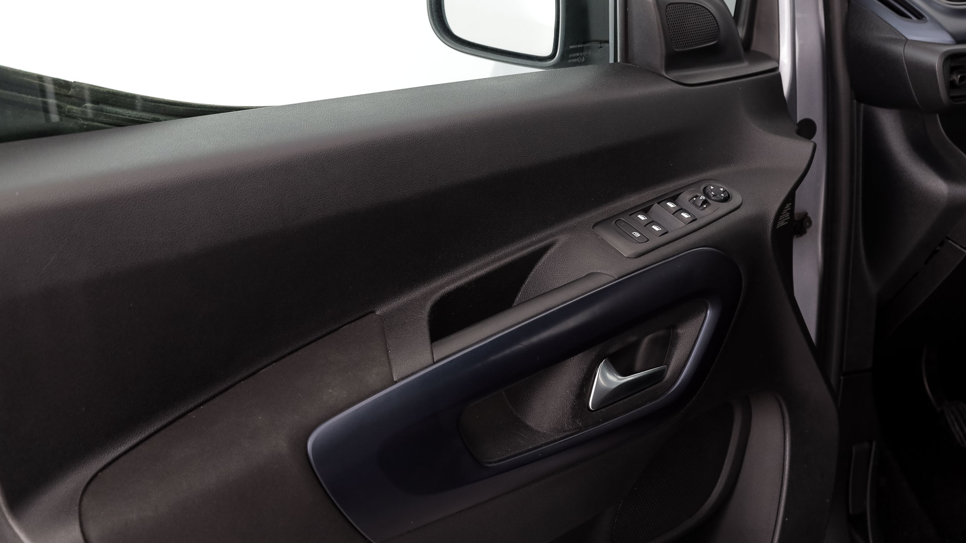 peugeot rifter allure 1.5 BLUEHDI 100 2020 gris 25