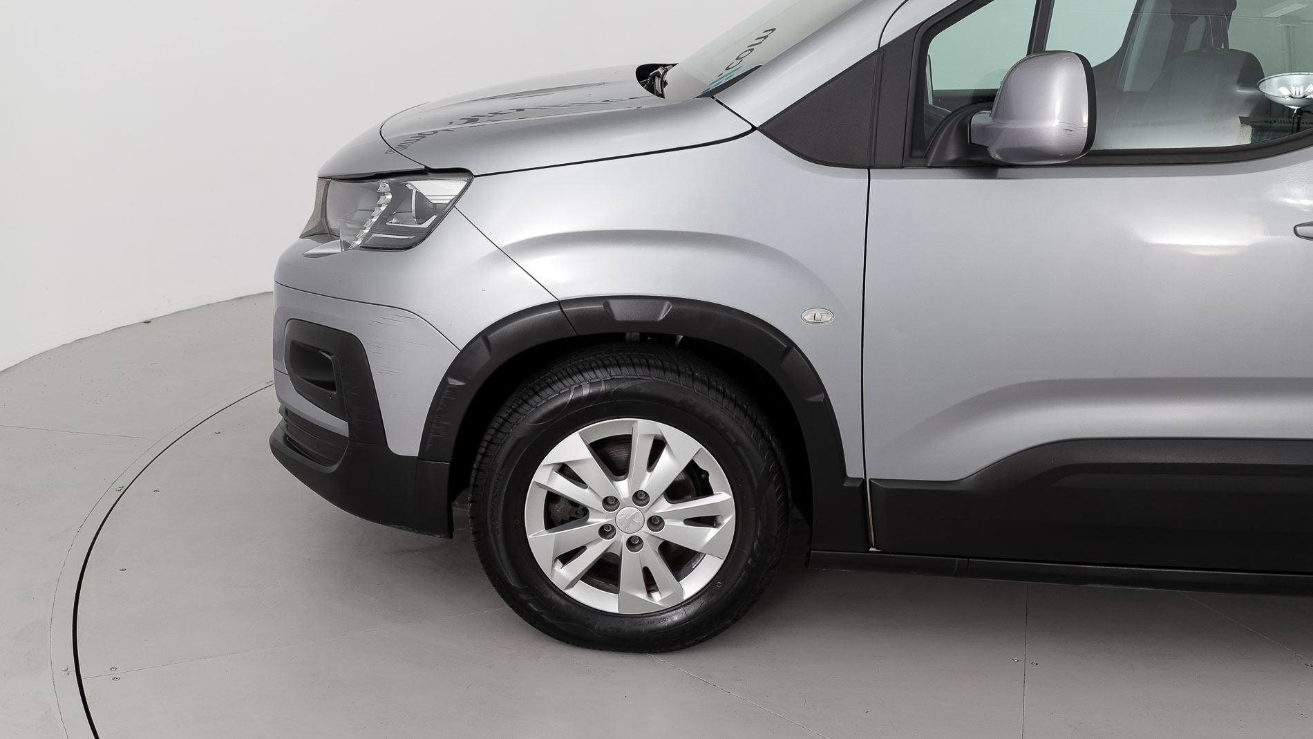 peugeot rifter allure 1.5 BLUEHDI 100 2020 gris 27