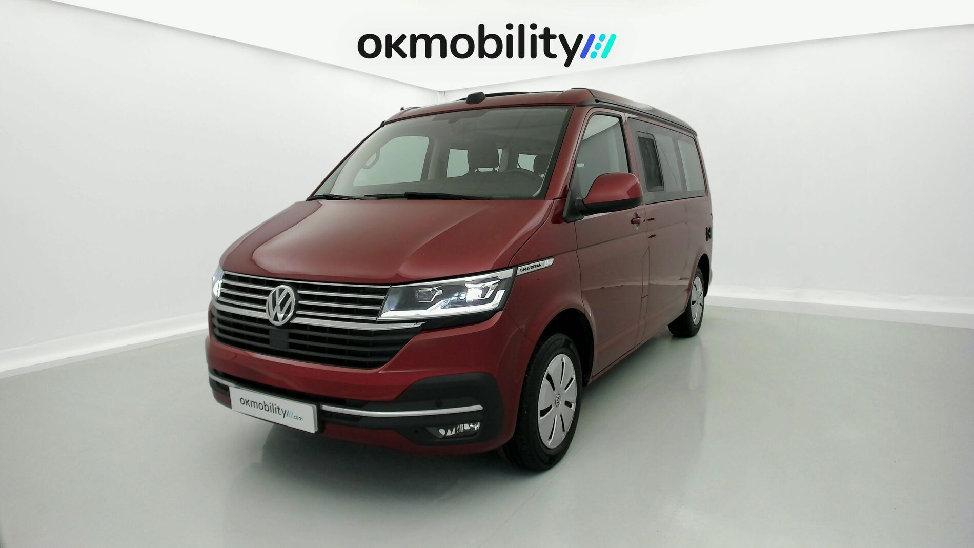 volkswagen california ocean 2.0 TDI 150 DSG 2023 rojo fortana metalizado 1
