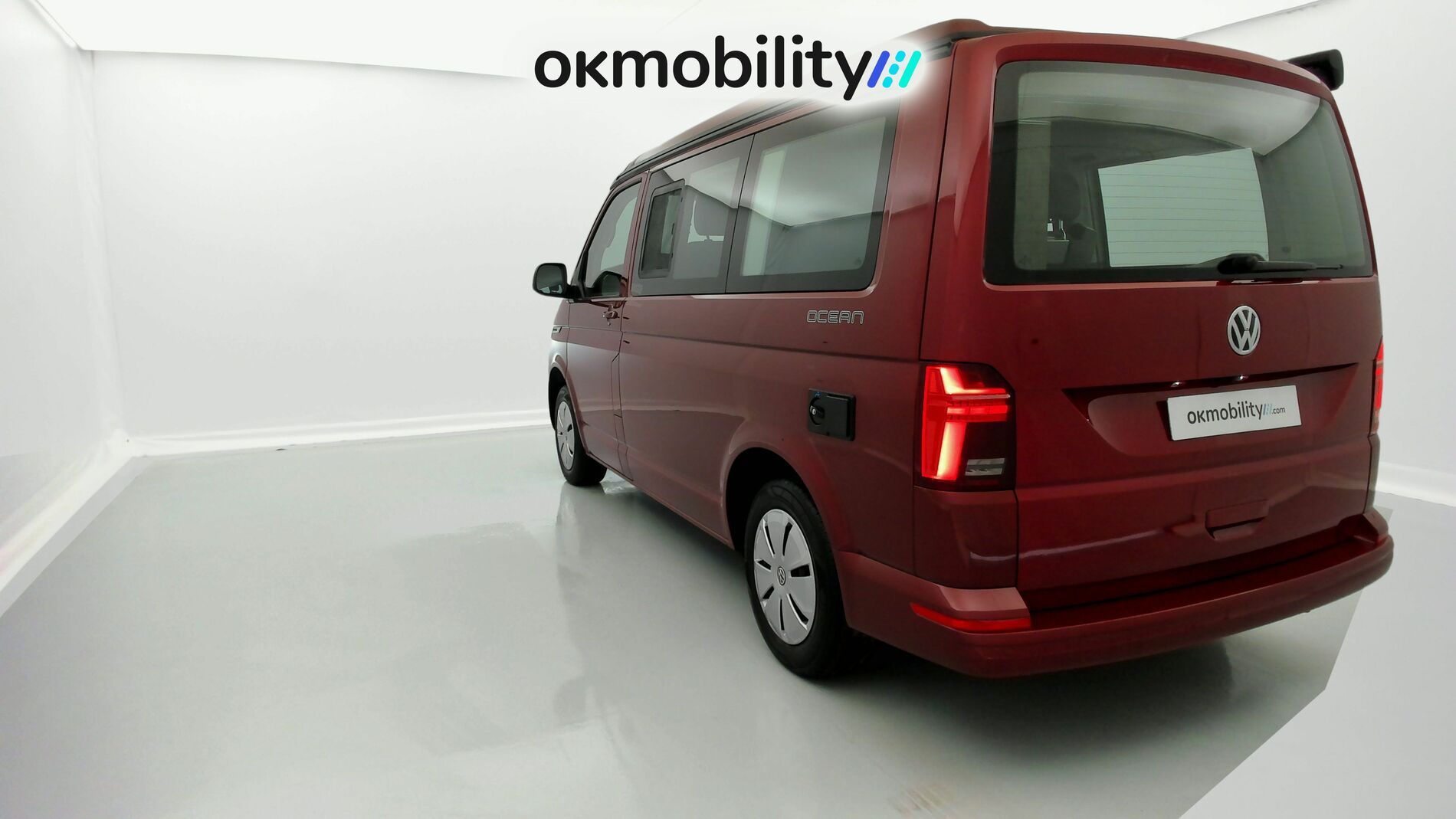 volkswagen california ocean 2.0 TDI 150 DSG 2023 rojo fortana metalizado 9
